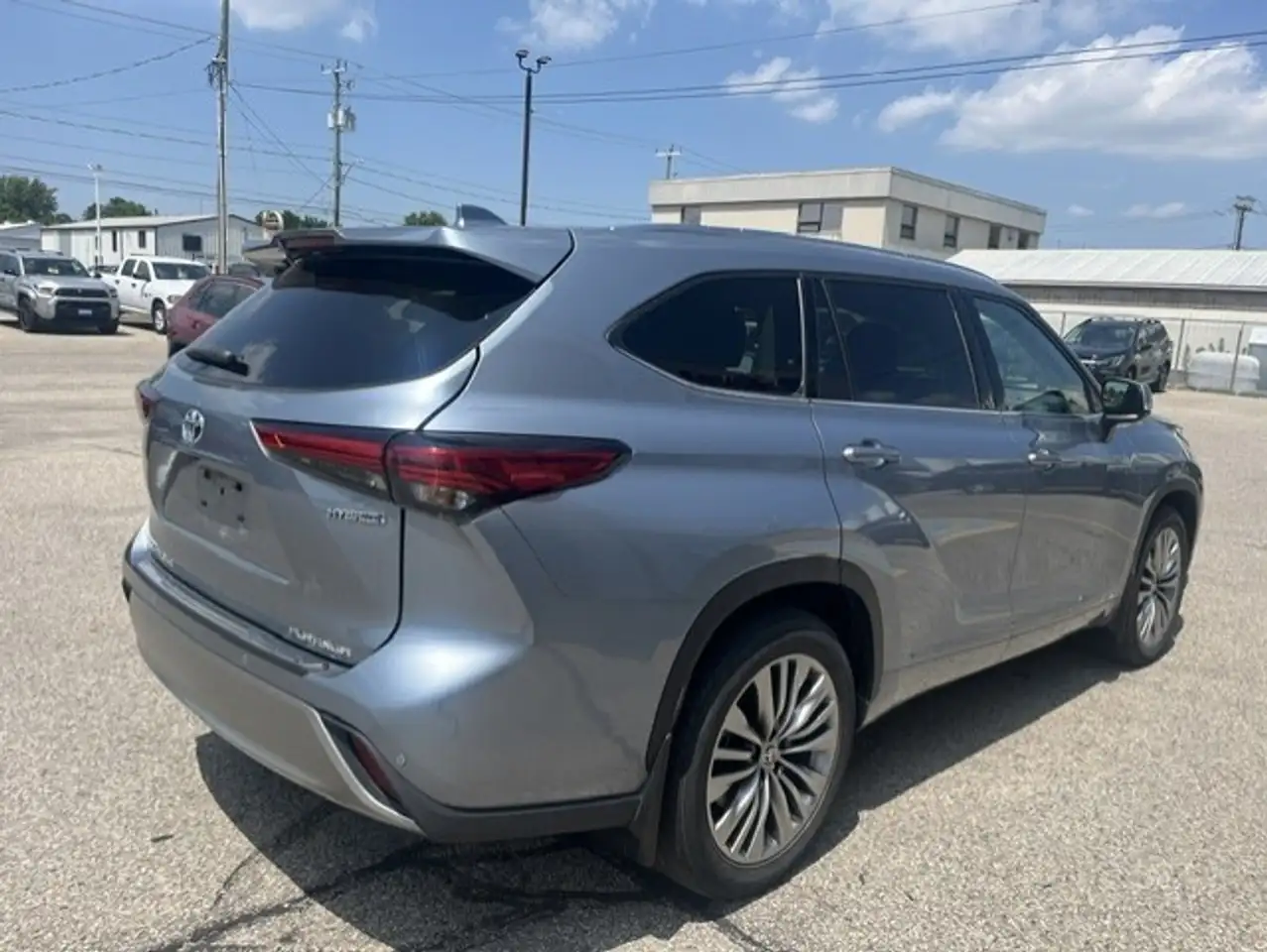 Toyota Highlander снимка Toyota Highlander