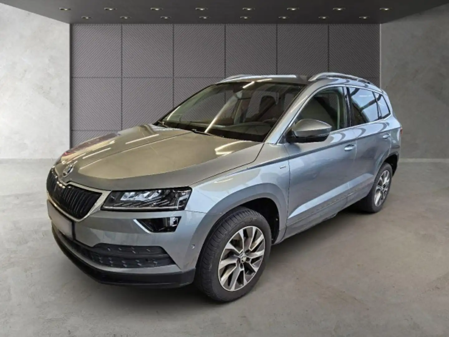 Skoda Karoq Clever 1.5 TSI DSG LED Navi RFK ACC AHK Grau - 1