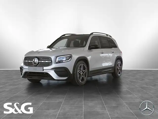 Mercedes-Benz GLB 200 d AMG MBUX+AHK+LED+Pano+RüKam+19Zoll