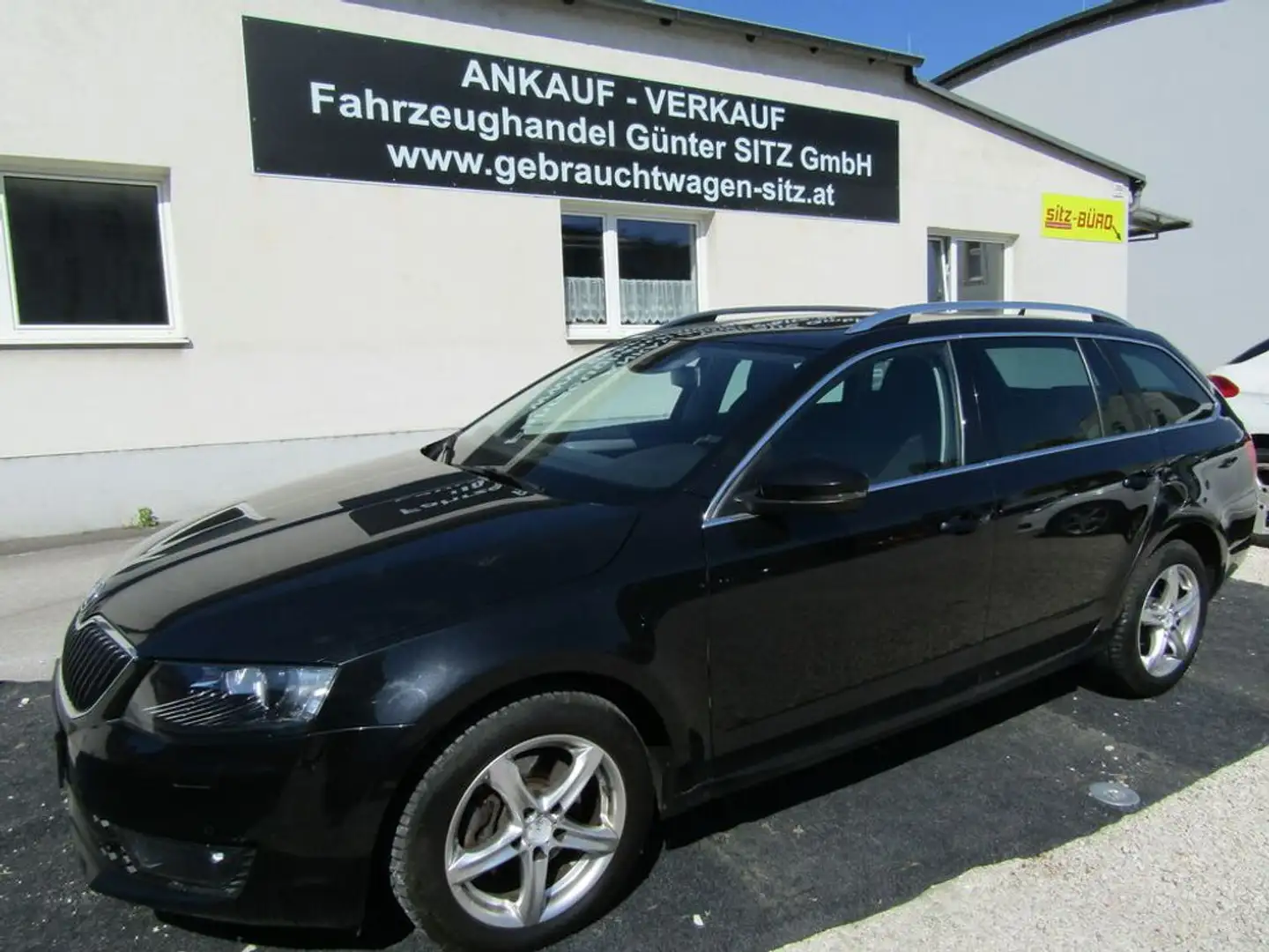 Skoda Octavia Elegance Schwarz - 1