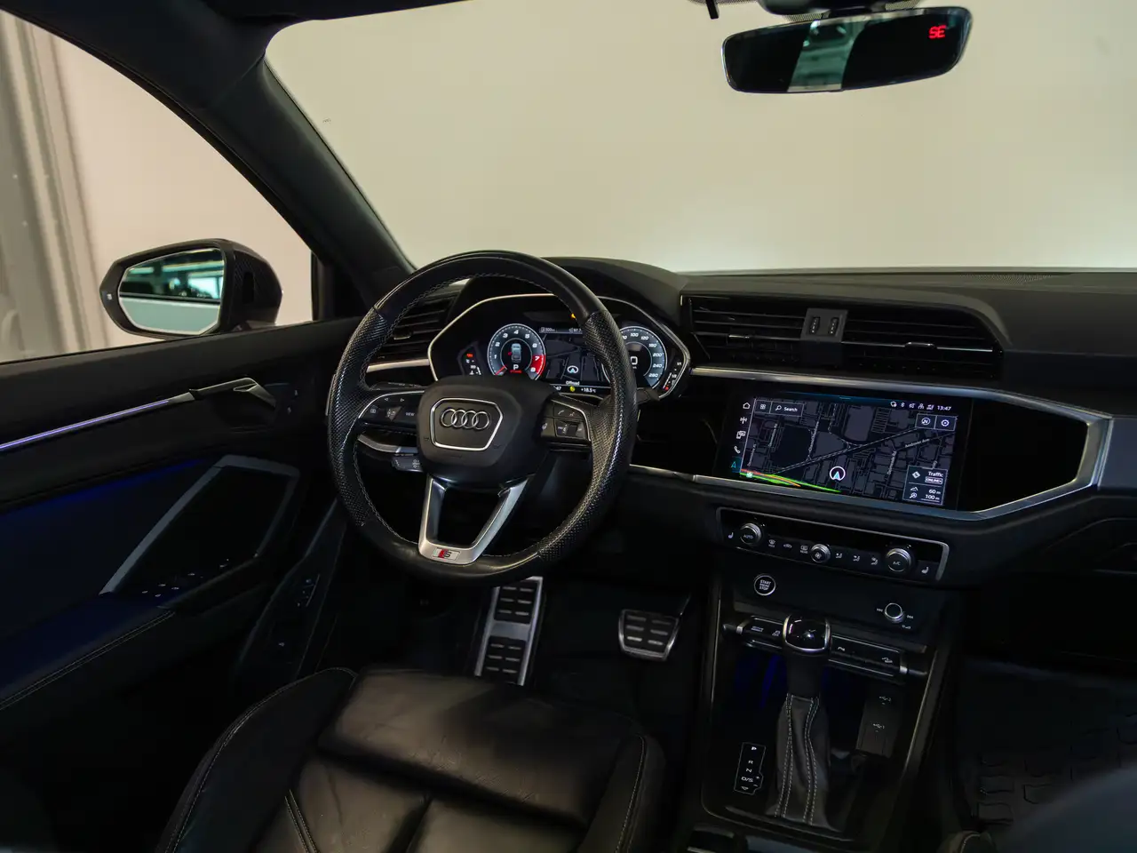 Audi Q3 снимка Audi Q3