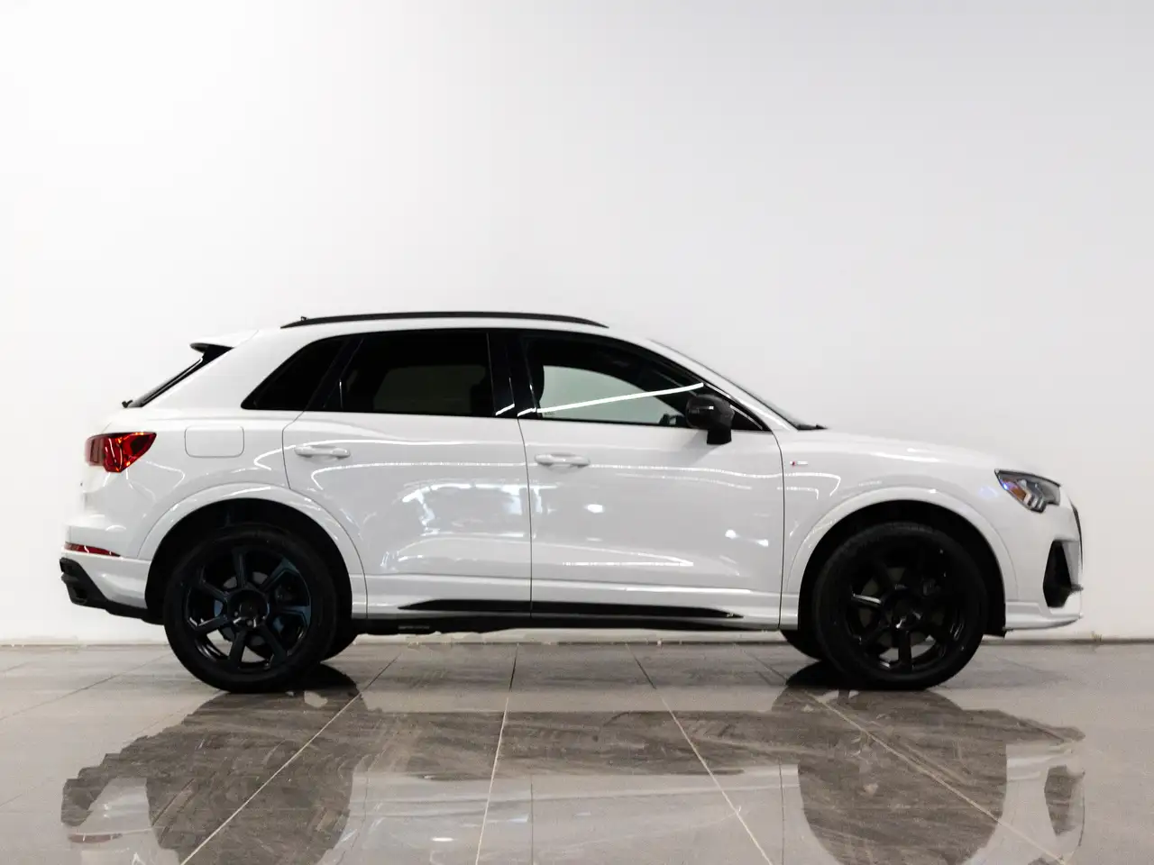Audi Q3 снимка Audi Q3