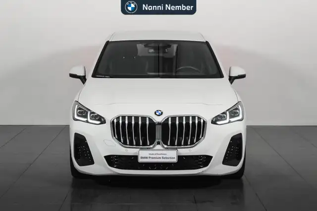BMW 2 Series view 2