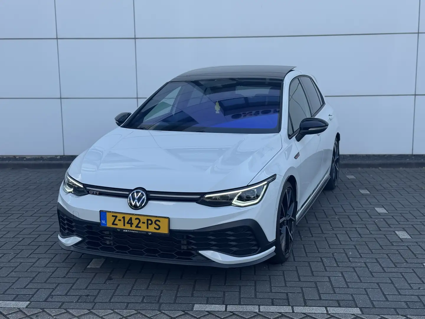 Volkswagen Golf GTI 2.0 TSI OPF DSG Clubsport Wit - 2