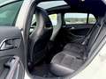 Mercedes-Benz CLA 200 / Amg Line / Night Paket Blanc - thumbnail 14