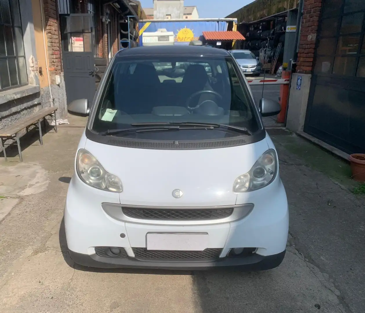 smart forTwo 1.0 Pulse 84cv *TETTO PANORAMICO* Weiß - 2