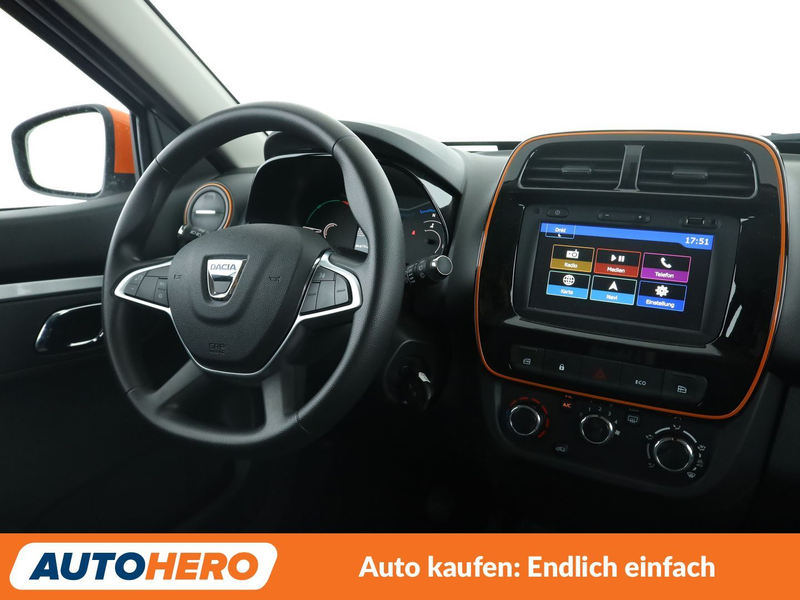 Dacia Spring electric drive 33 kW Comfort Plus Aut.*CAM*NAVI* — photo 13