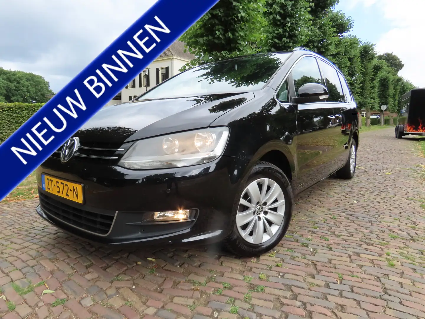 Volkswagen Sharan 1.4 TSI Highline 7 Persoons Ecc Cruisecontrol Navi Zwart - 1