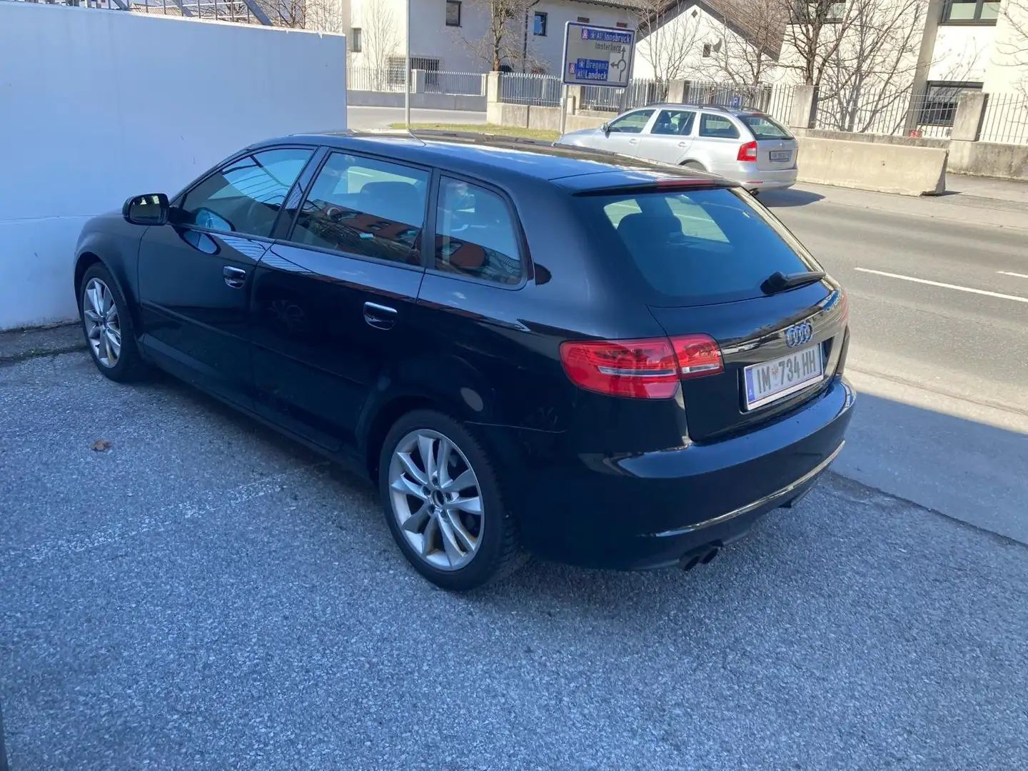 Audi A3 A3 SB quattro Ambition 2,0 TDI DPF Ambition Schwarz - 2