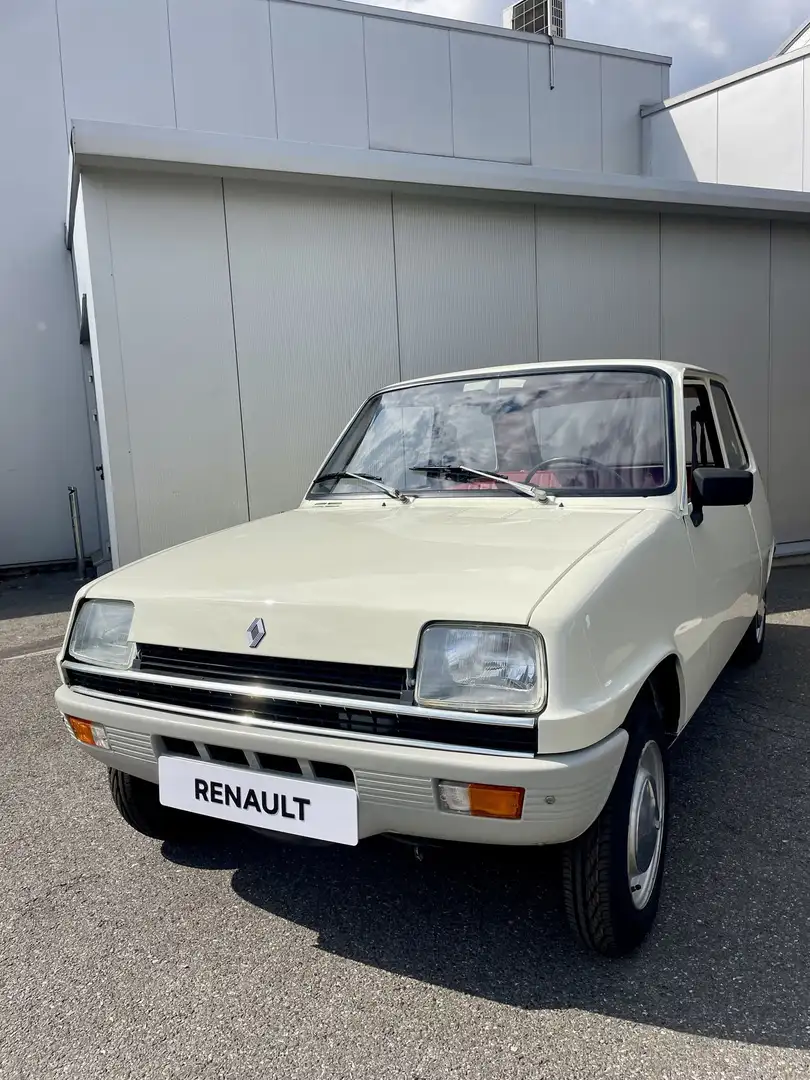 Renault R 5 R 1220 *Odltimer Wit - 1