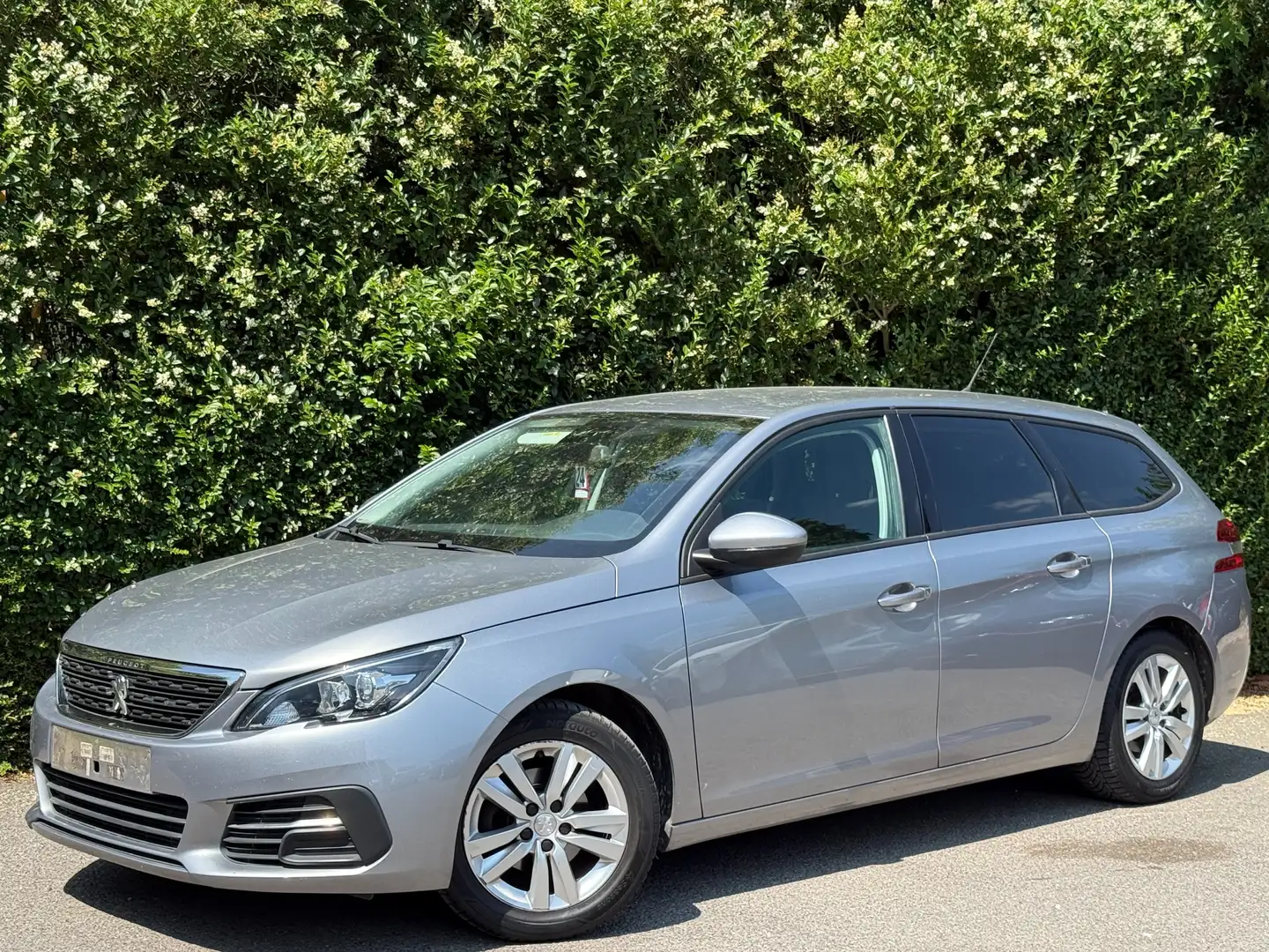 Peugeot 308 1.5 BlueHDi+NAVI+AIRCO+JANTES+EURO 6 Grijs - 1