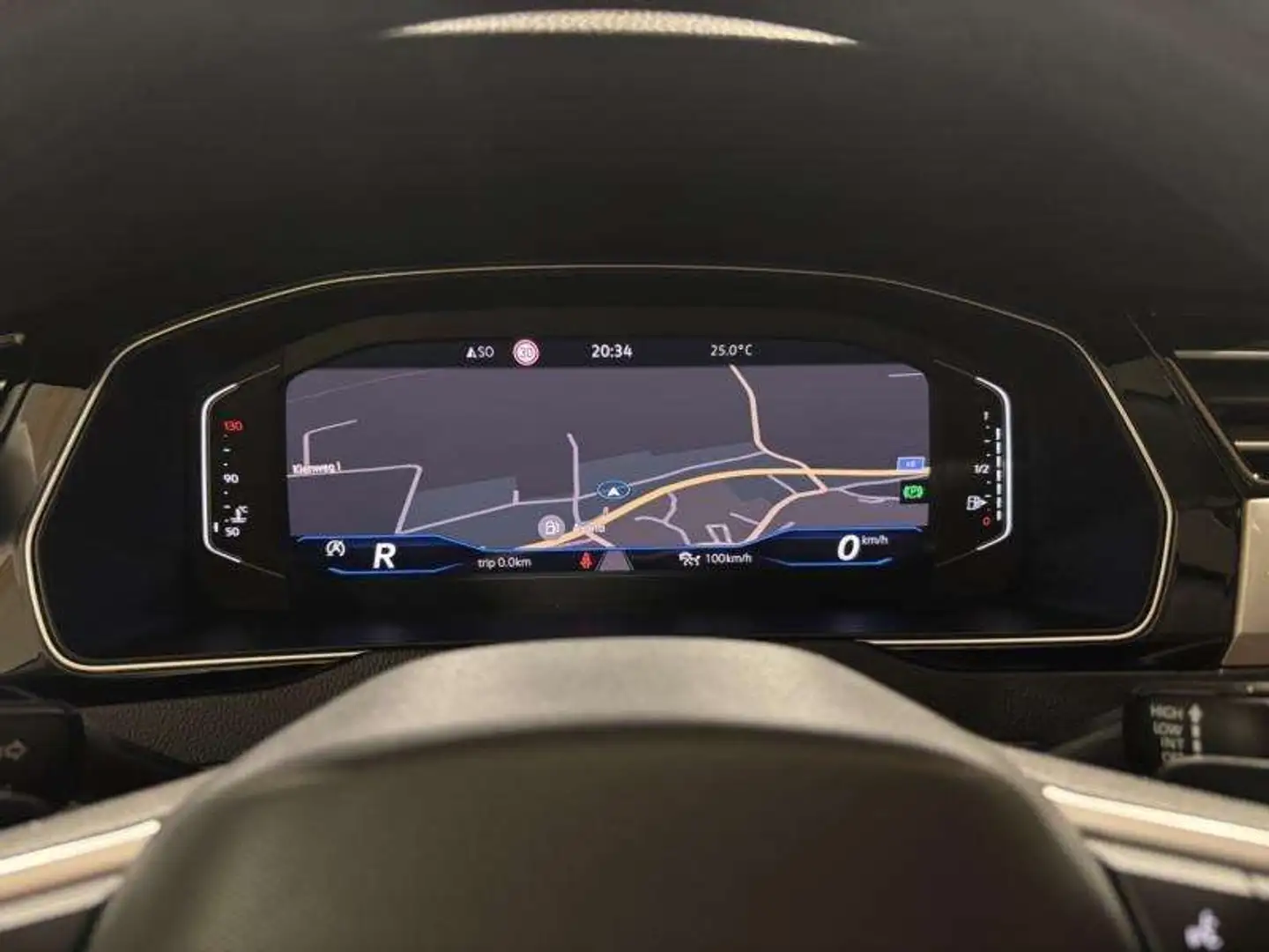 Volkswagen Passat 2,0DSG *** VIRTUAL  COCKPIT LED KAMERA ANHÄNGEK... Weiß - 2