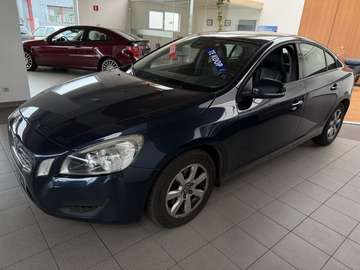 S60 1.6 D2 Momentum Start/Stop