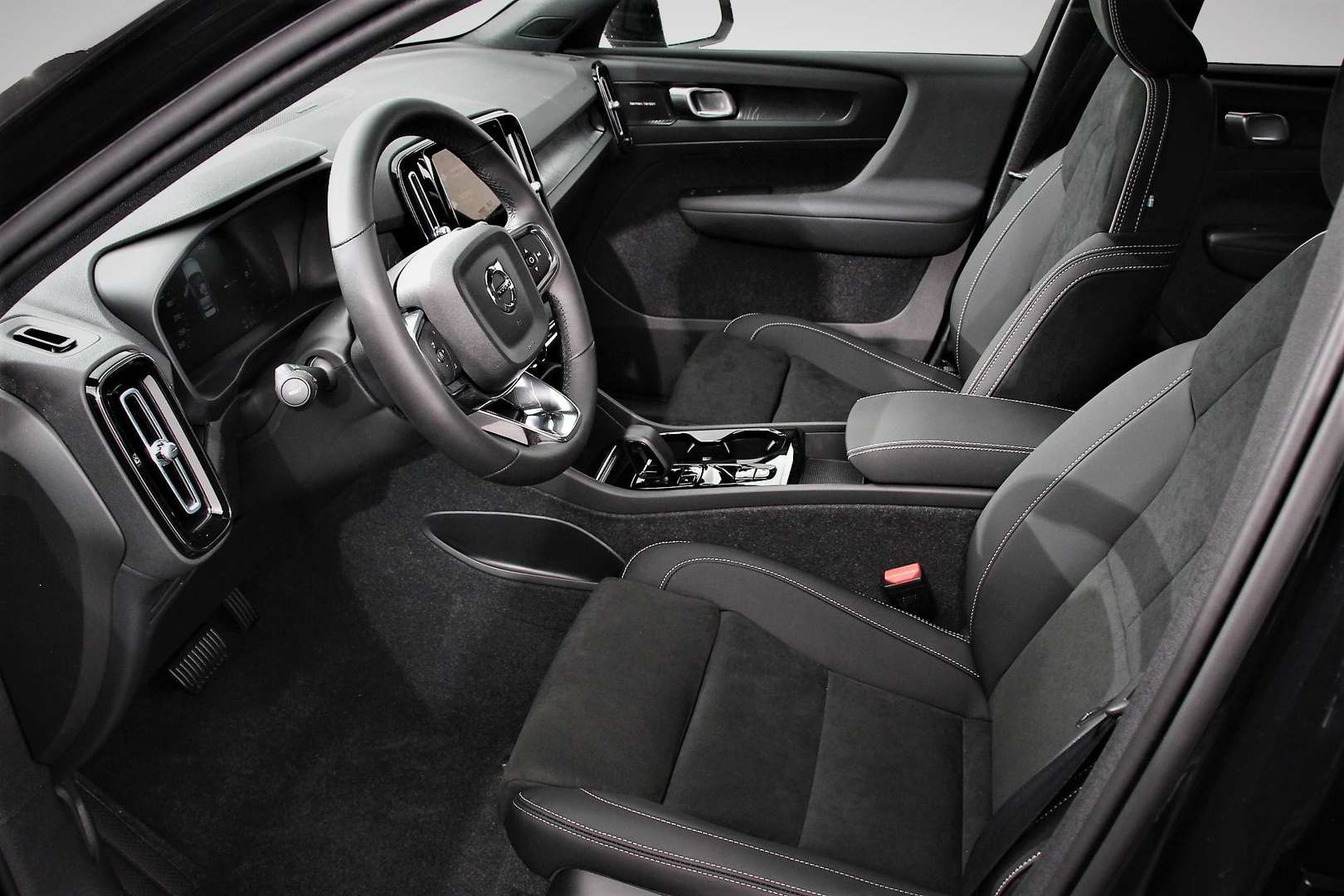 Volvo XC40 Ultimate Dark 1.5 T5 Plug-in Hybrid - - Joinsteer - #5