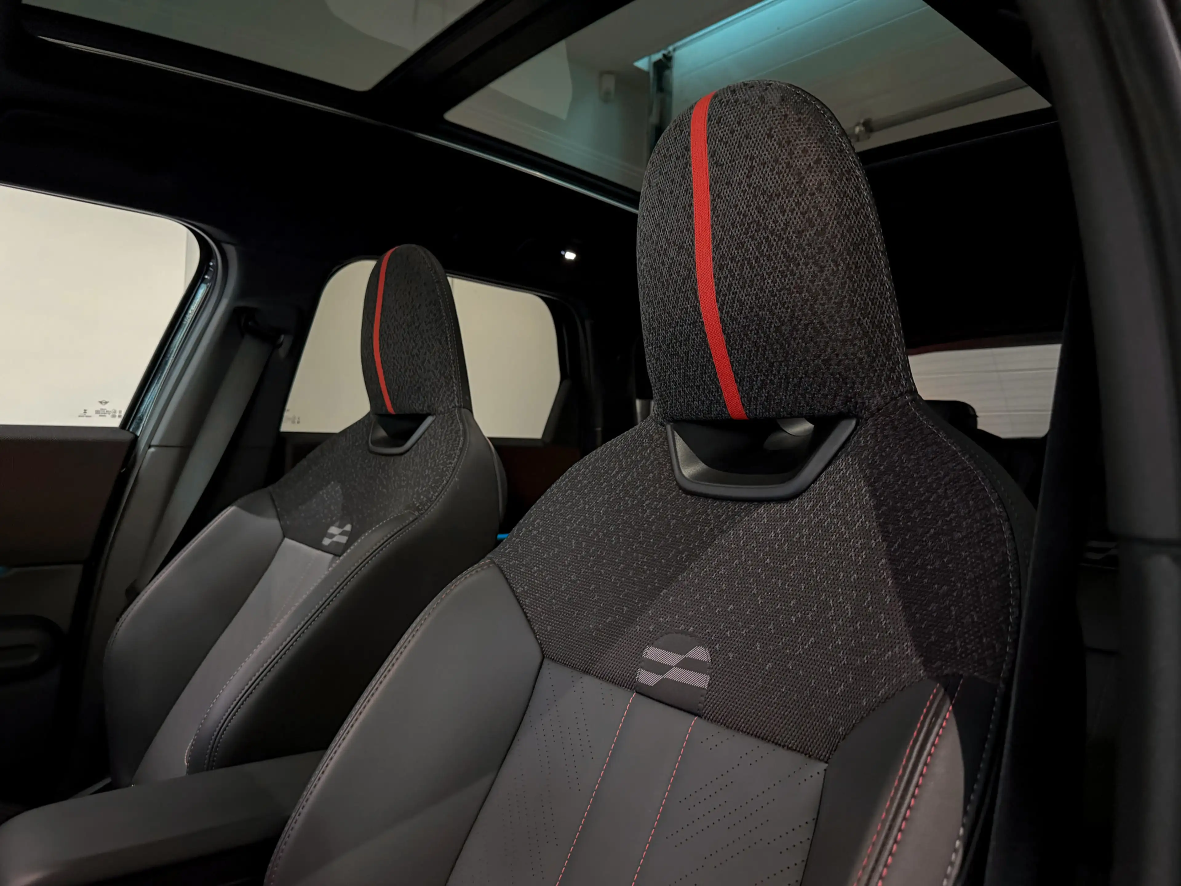MINI John Cooper Works Countryman Mini 2.0 JCW ALL4 XL |Trekhaak|H/K|Panorama|Camera — photo 16