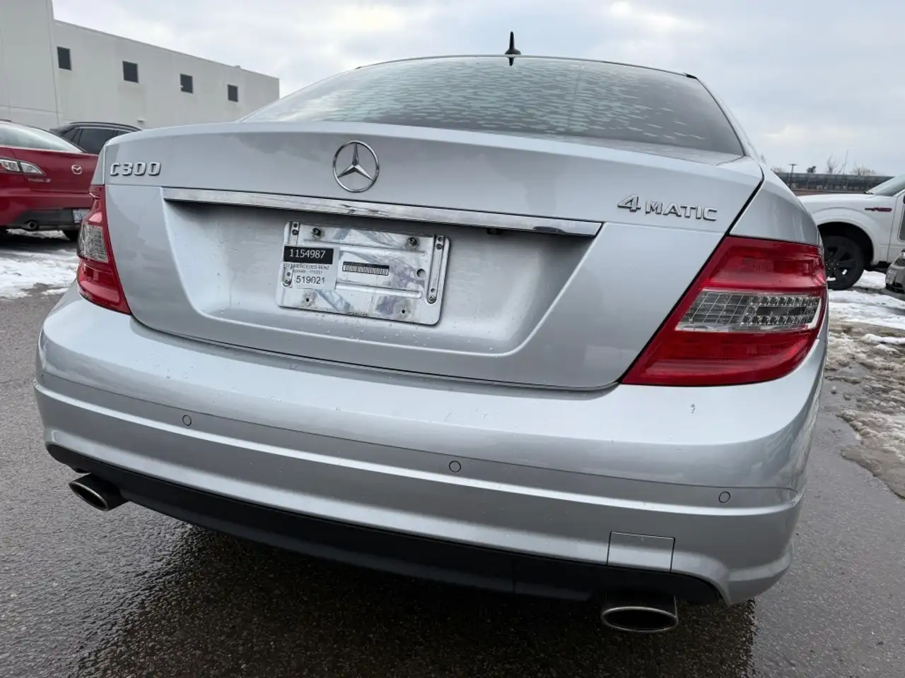 Mercedes-Benz C-Class снимка Mercedes-Benz C-Class