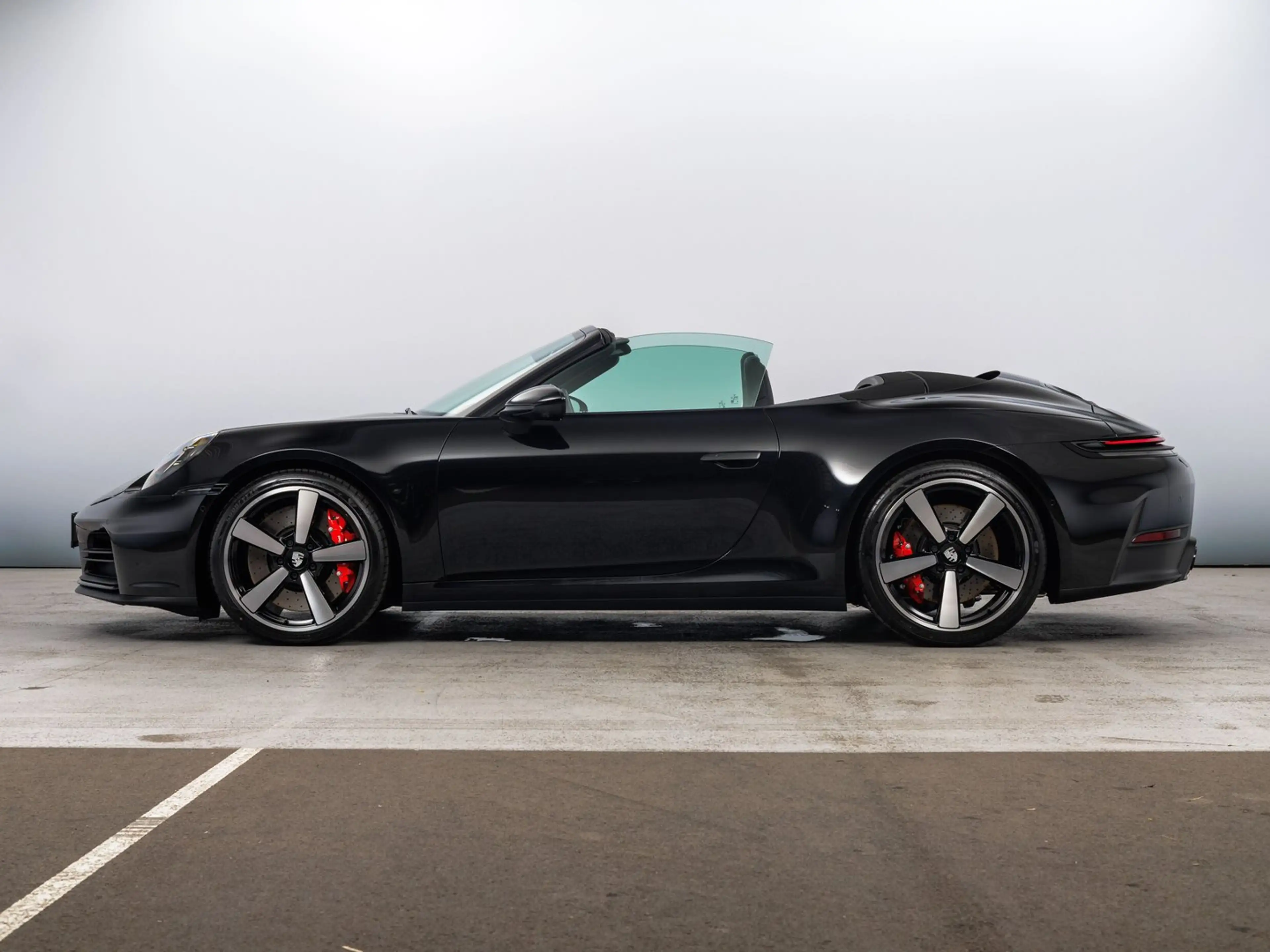 Porsche 911 Carrera S Cabriolet — photo 8
