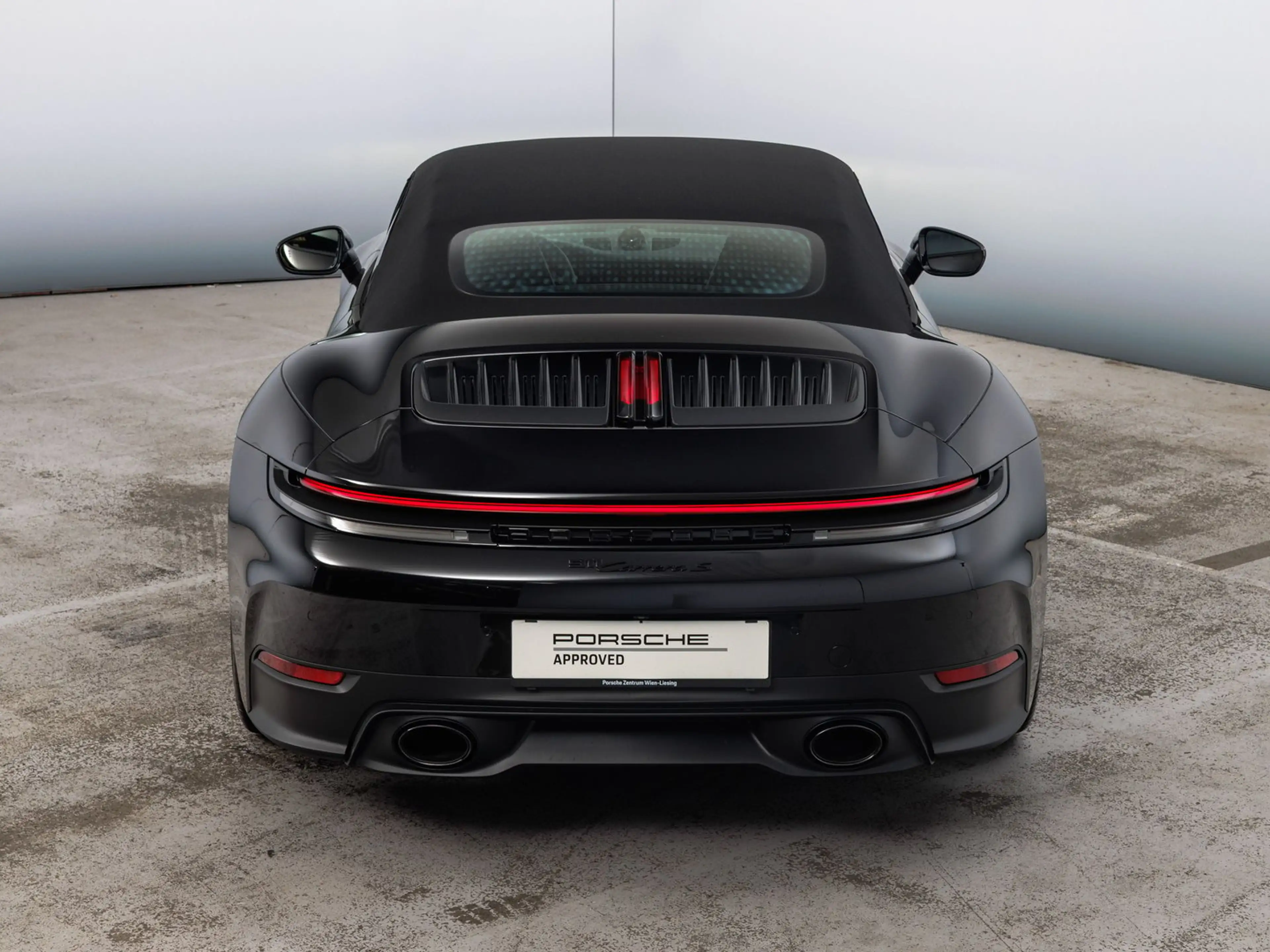 Porsche 911 Carrera S Cabriolet — photo 4
