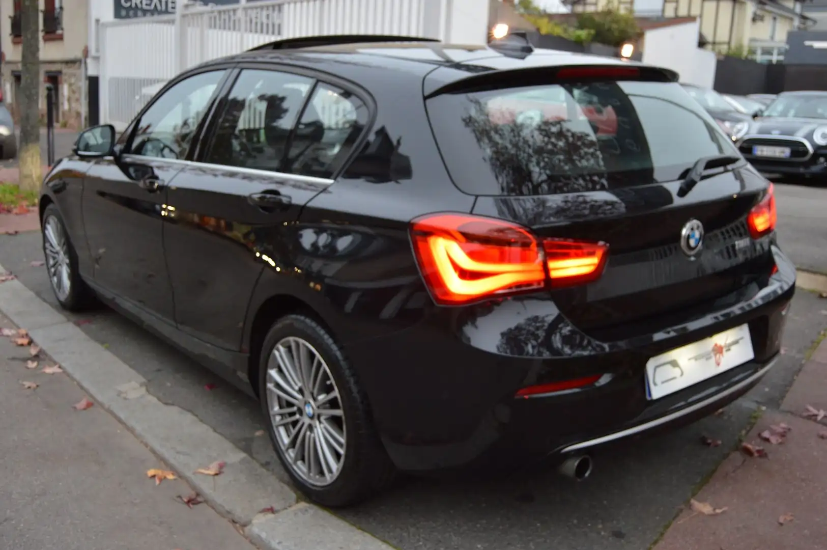 BMW 118 (F21/F20) 118IA 136CH URBANCHIC 5P Noir - 2