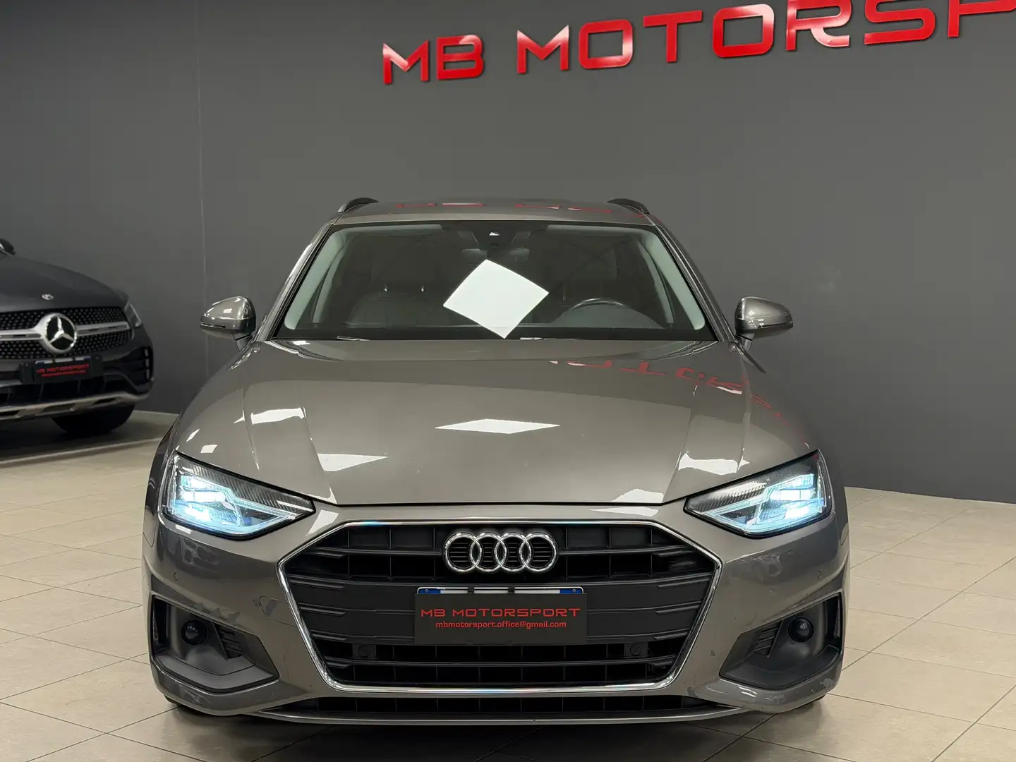 Audi A4 A4 Avant 40 2.0 tdi mhev Business 204cv s-tronic Gris - 2