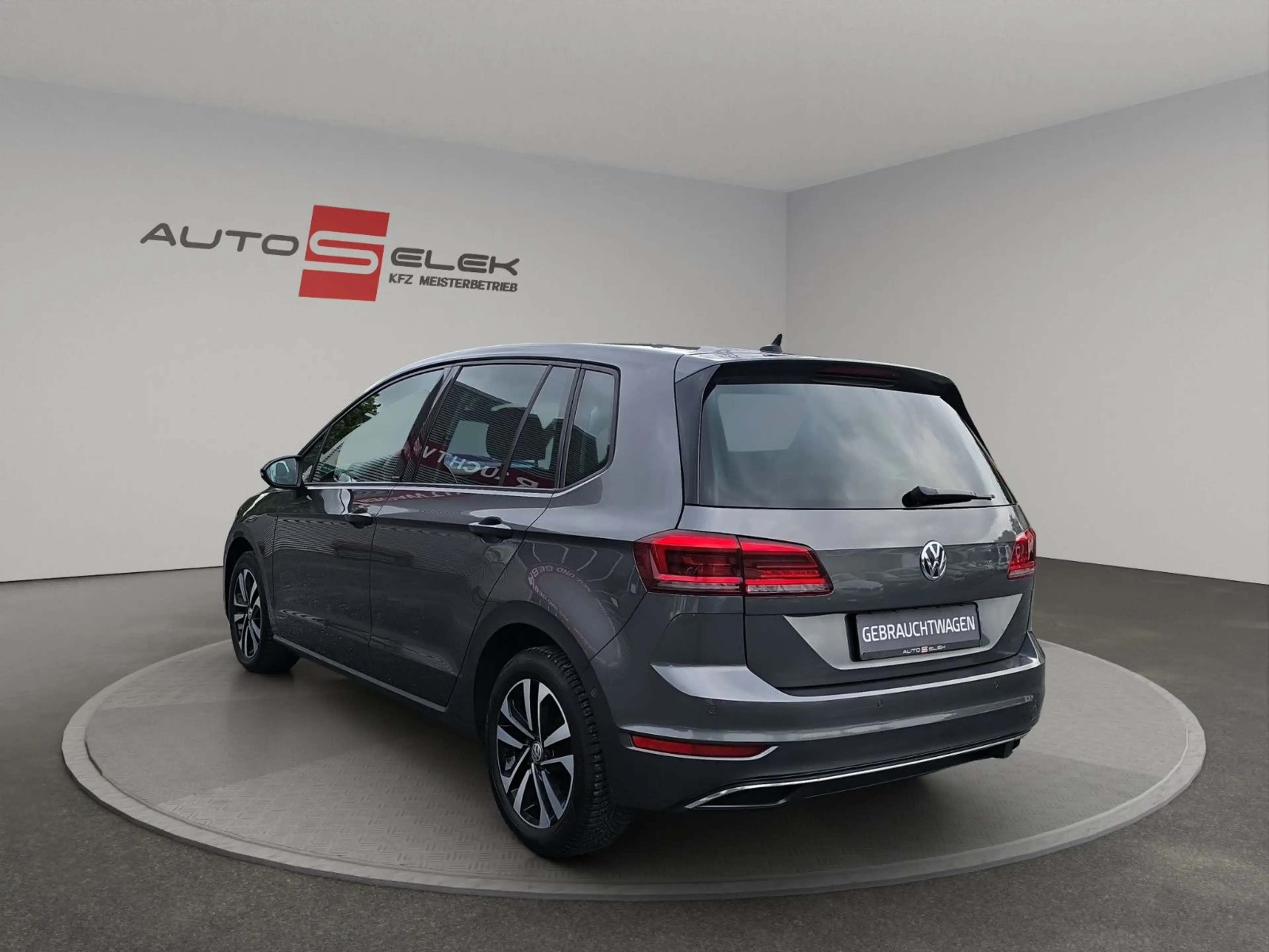 Volkswagen Golf Sportsvan VII IQ.DRIVE AHK NAVI SHZ — photo 3