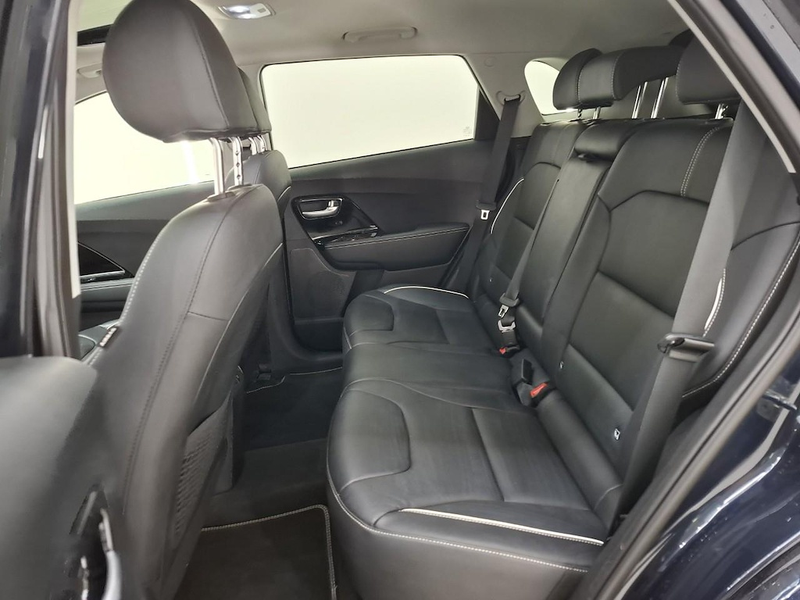 Kia e-Niro ExecutiveLine66kWh | Afneembare trekhaak | Stoelve — photo 9