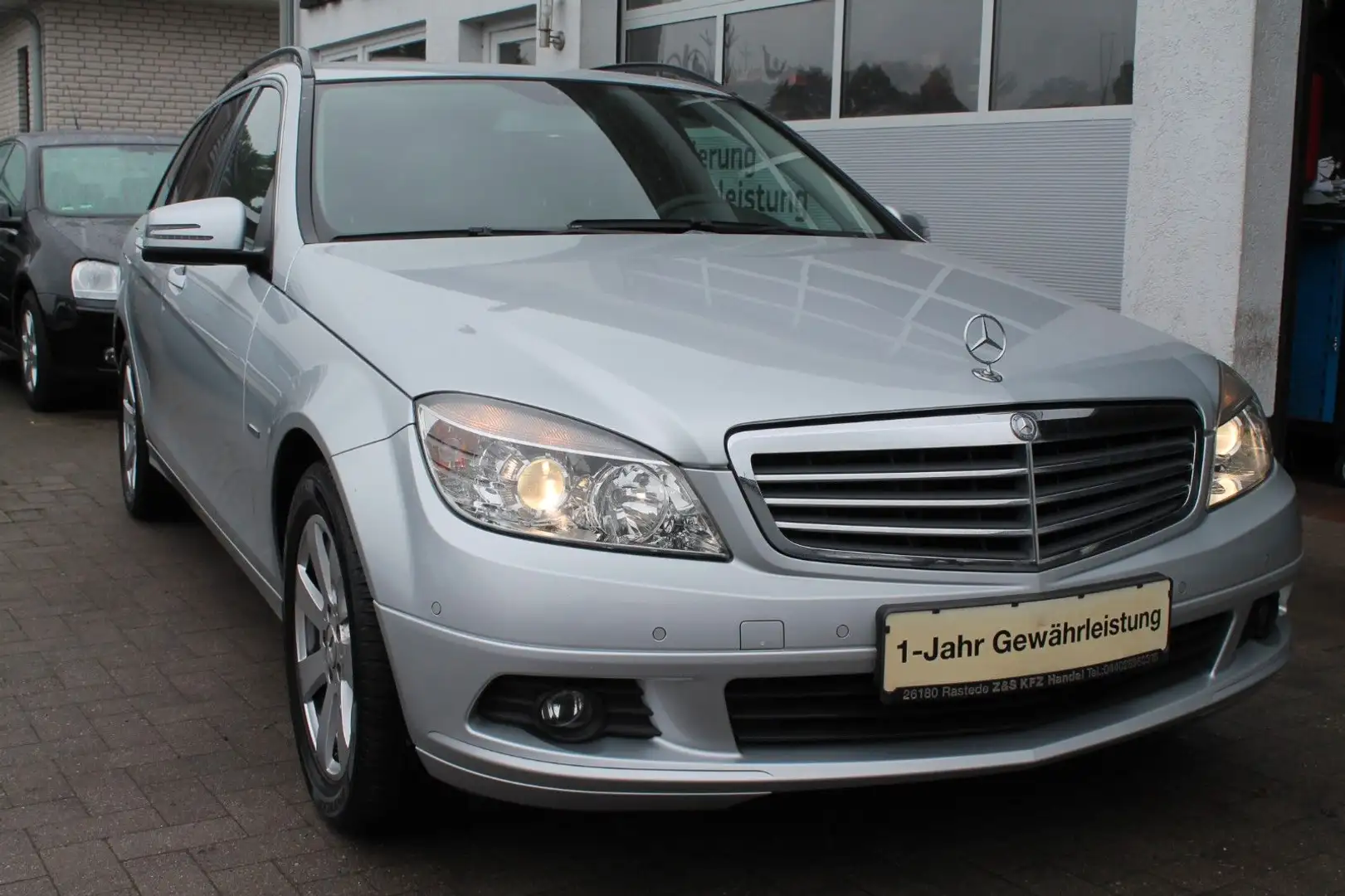 Mercedes-Benz C 180 T Kompressor BlueEffici *TÜV-NEU* Silber - 1
