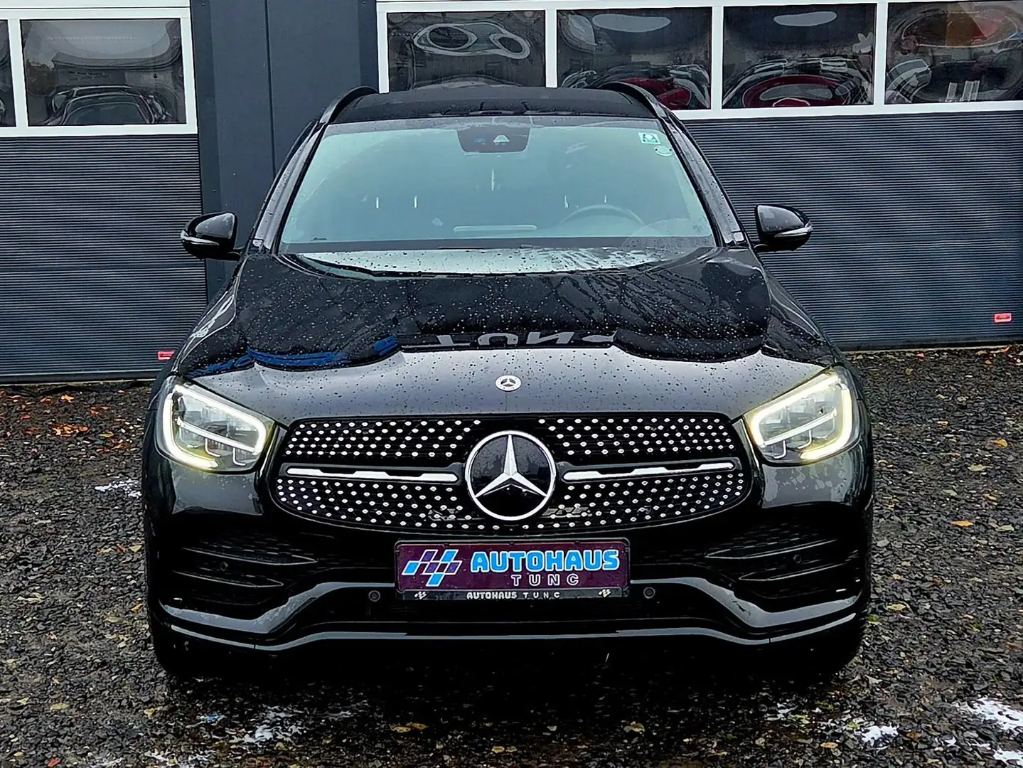 Mercedes-Benz GLC 400 GLC 400 d 4Matic, AHK, Pano, Ambiente, Night, 360 Schwarz - 2