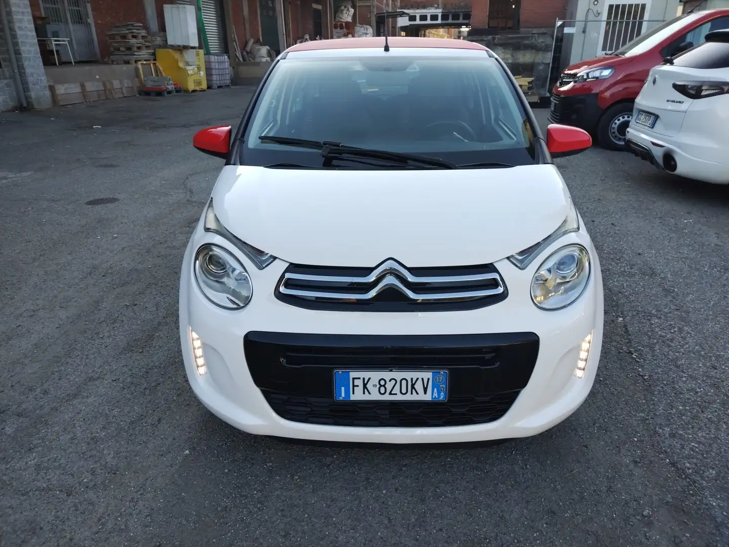Citroen C1 Airscape 5p 1.2 puretech Shine - 1
