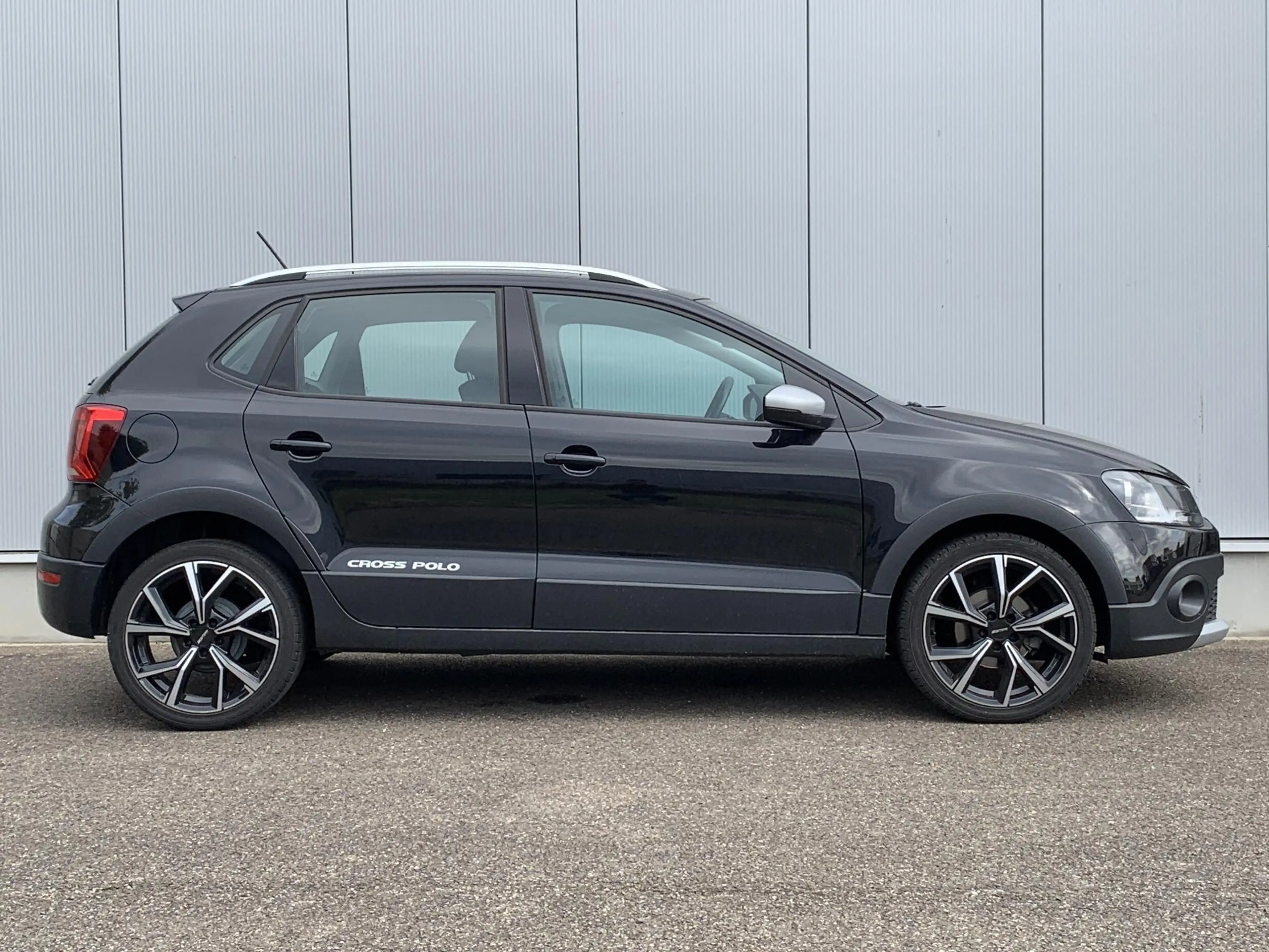 Volkswagen Polo Cross 1.0 55kW - DOS 8977 — photo 4