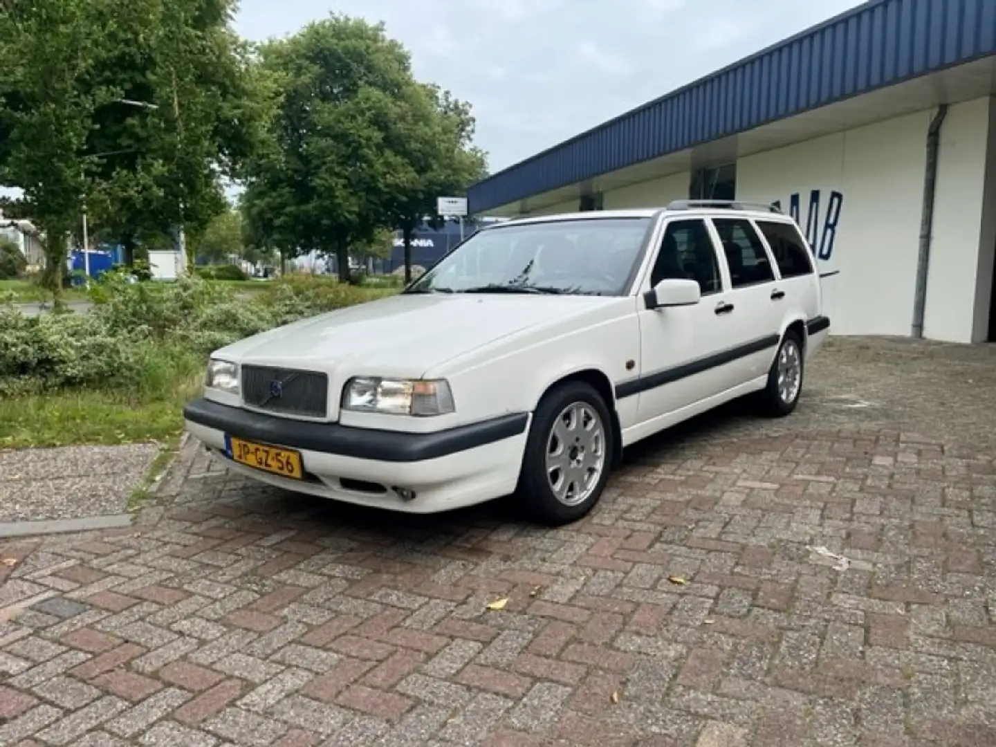 Volvo 850 2.5-20V White - 1