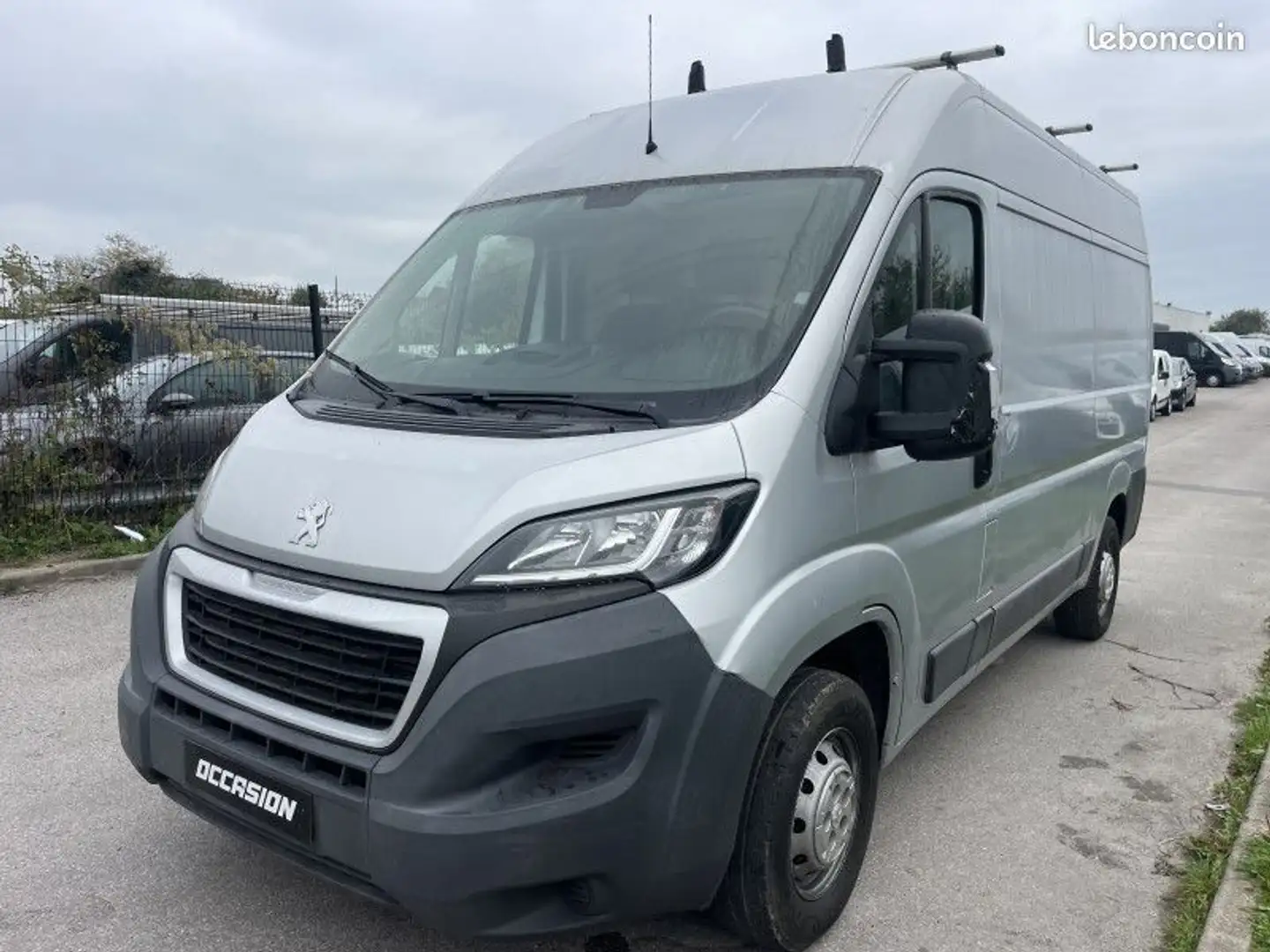 Peugeot Boxer FG 330 L2H2 2.2 HDI 130 PACK CLIM Gris - 1