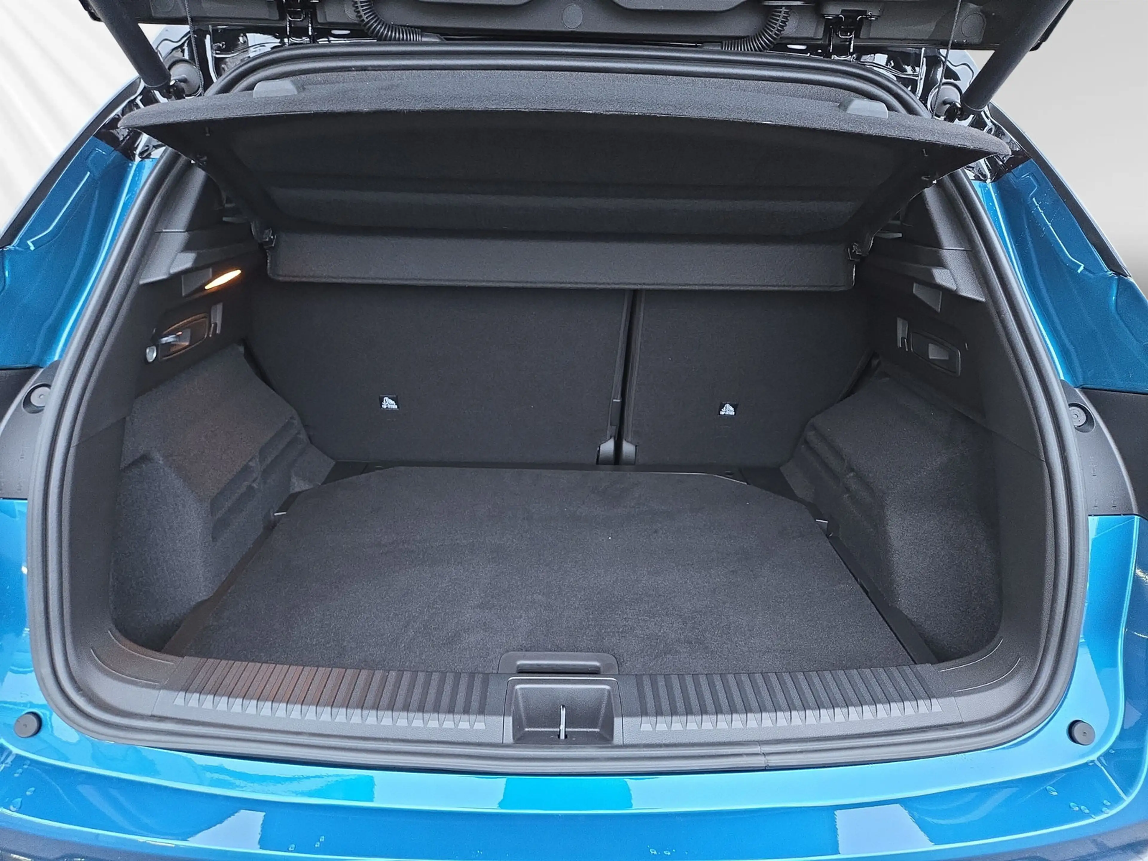 Renault Austral 1.3 150 Mild-Hybrid Esprit Alpine — photo 6