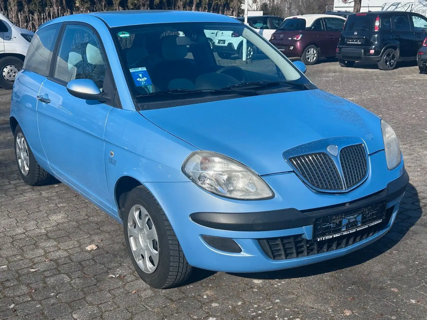 Lancia Ypsilon 1.2 8V Argento 8-fach bereift Blau - 2