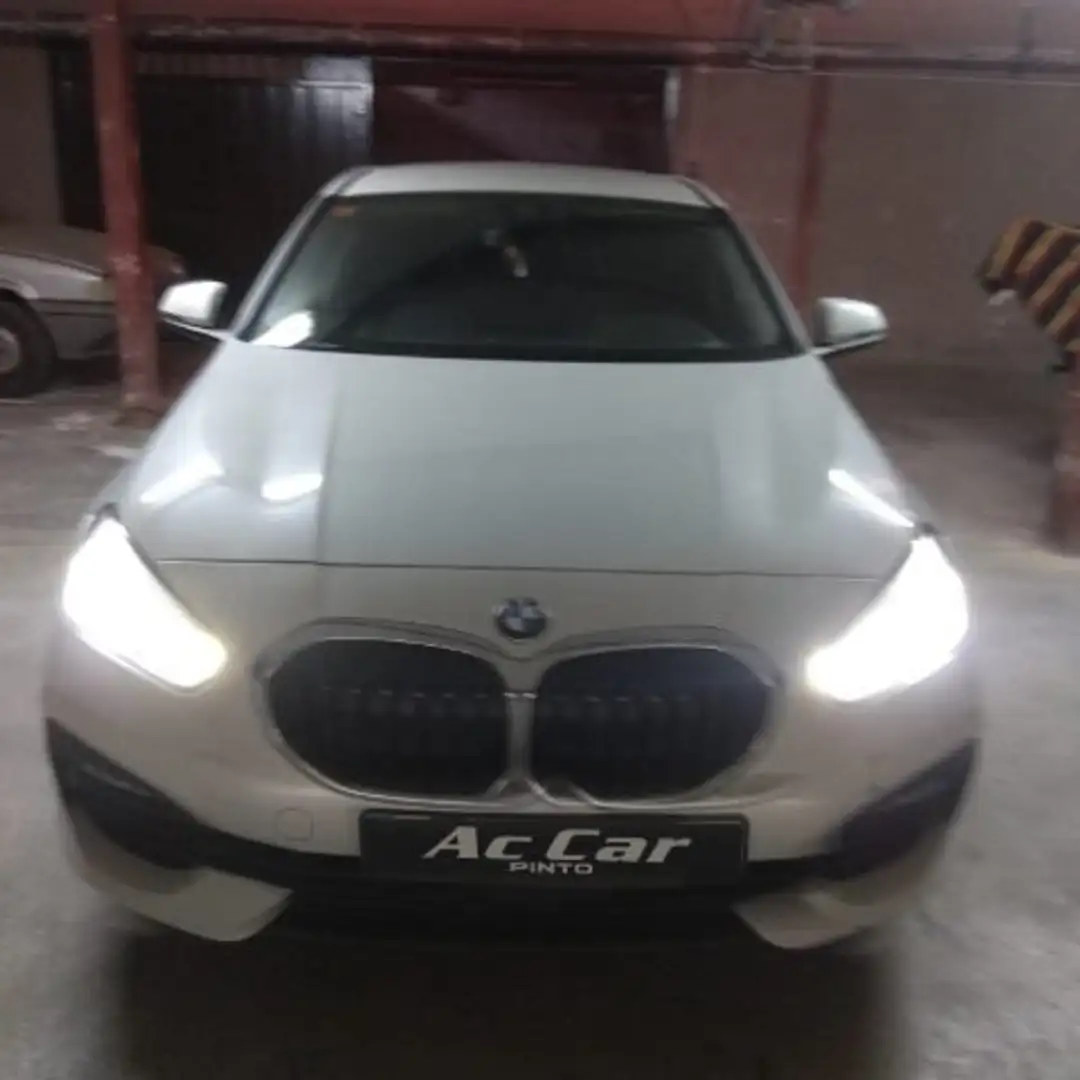 BMW 116 118i Sport Line - 2