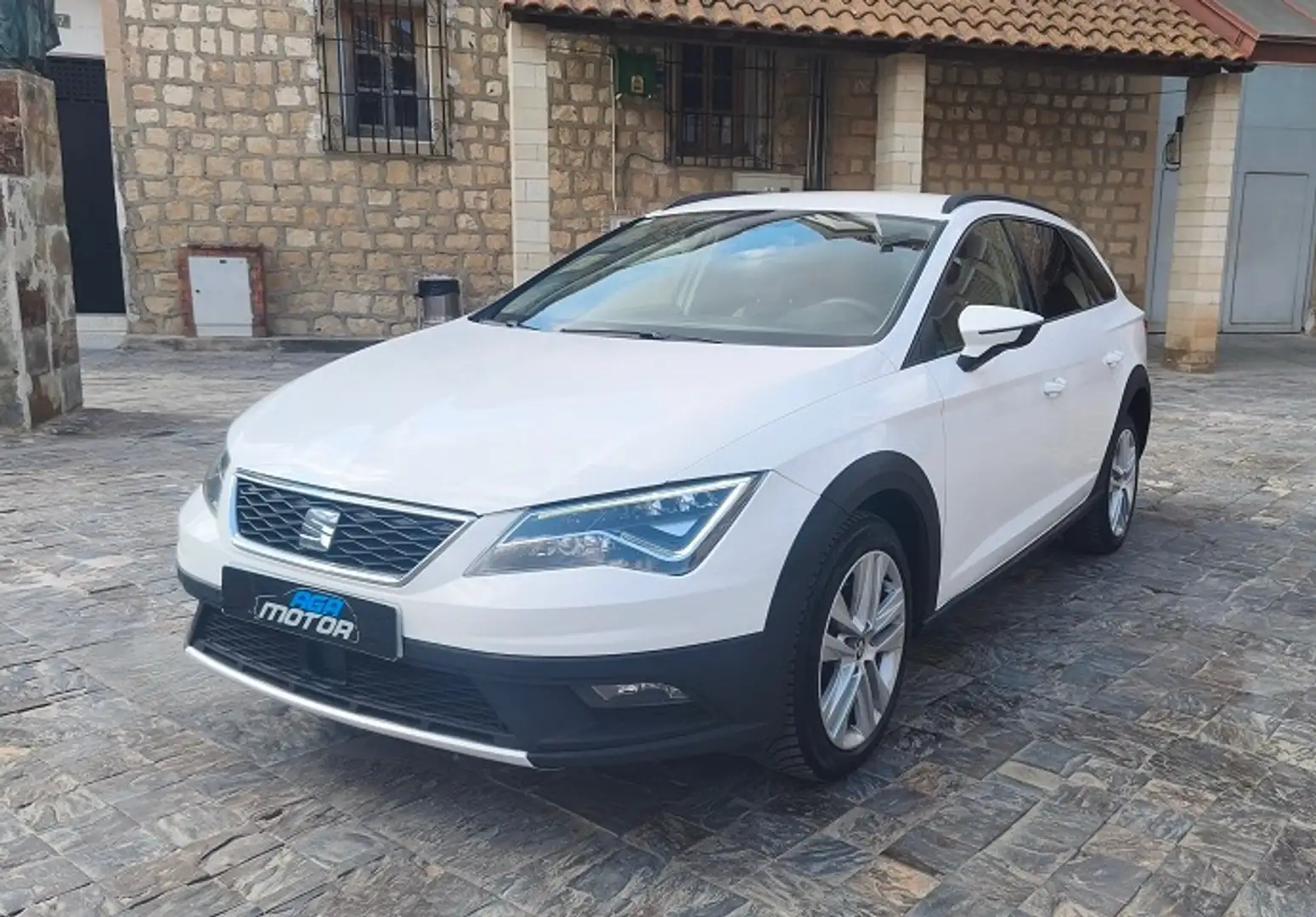 SEAT Leon 2.0TDI CR S&S 4Drive DSG7 150 Blanco - 2