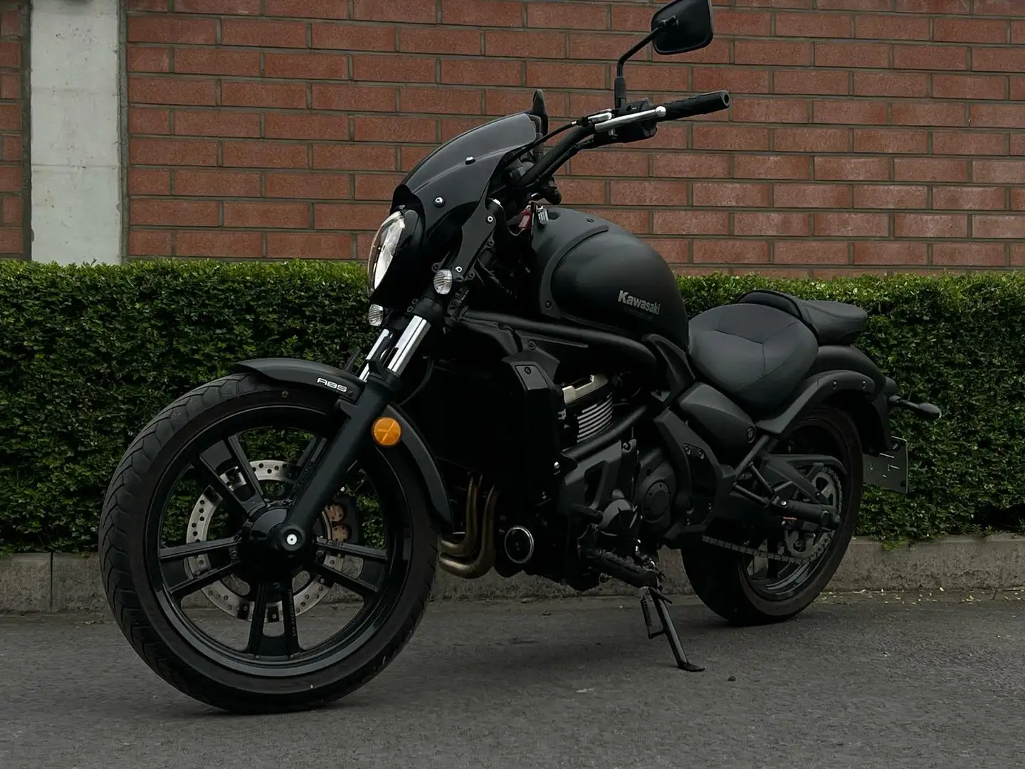Kawasaki Vulcan S ARROW - 819 KM - 2023 Negru - 2