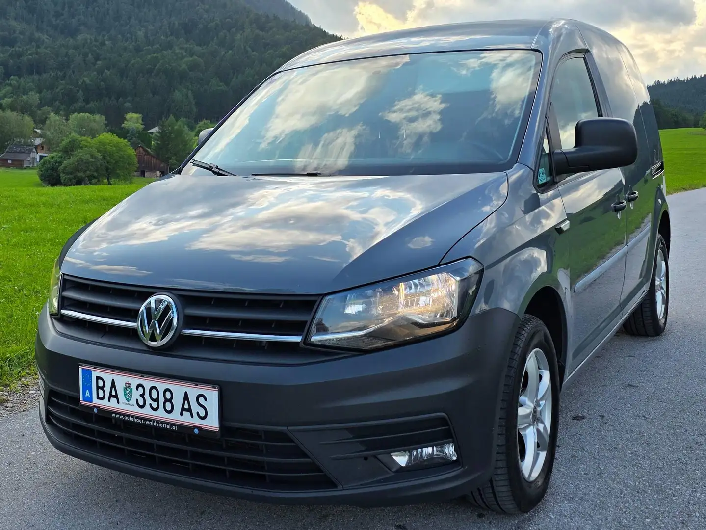 Volkswagen Caddy Caddy Kastenwagen Entry 1,4 TGI Entry Grau - 1