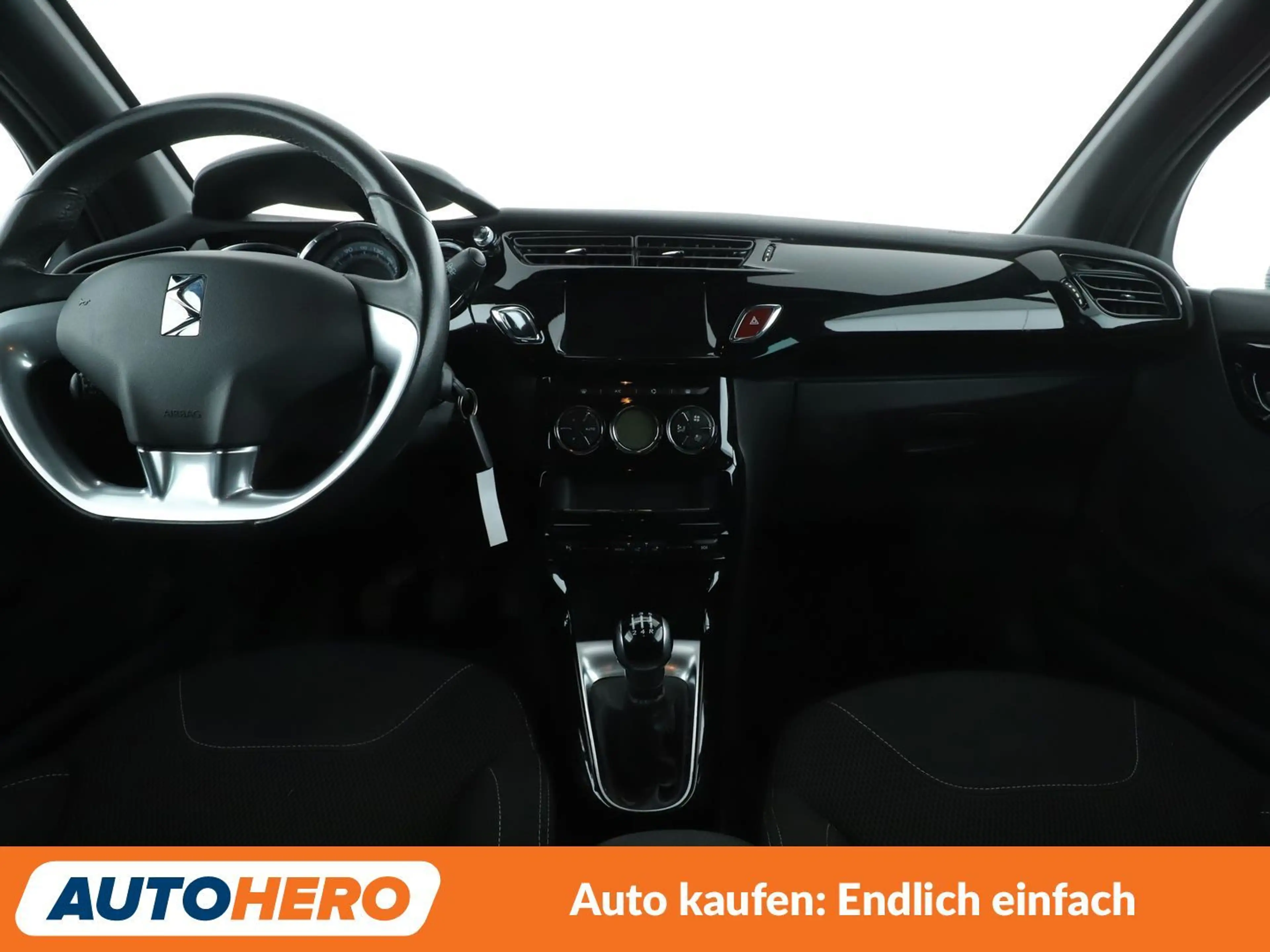 Citroen DS3 1.6 Blue-HDi SoChic*NAVI*TEMPO*PDC*ALU*KLIMA* — photo 12
