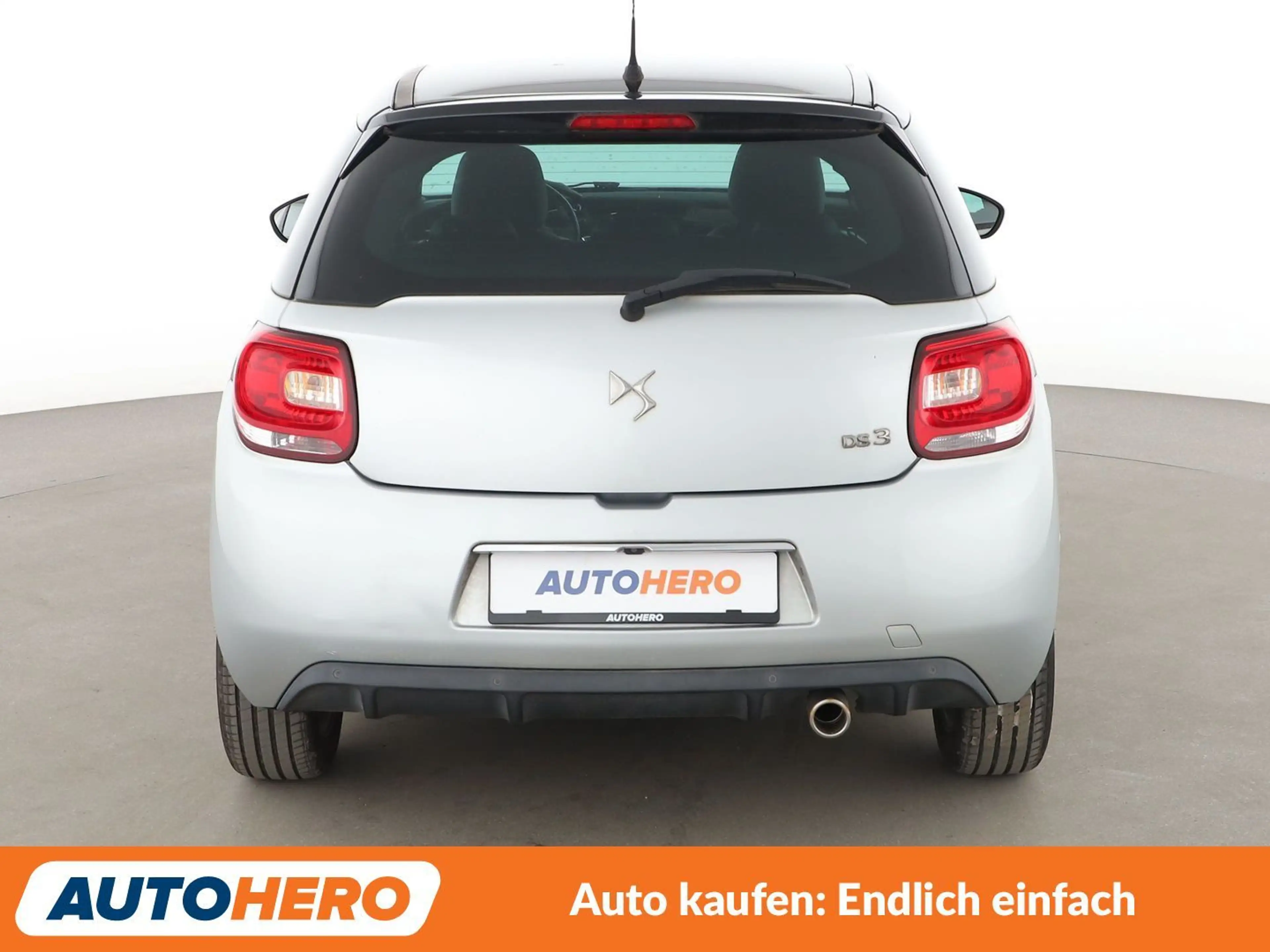 Citroen DS3 1.6 Blue-HDi SoChic*NAVI*TEMPO*PDC*ALU*KLIMA* — photo 5