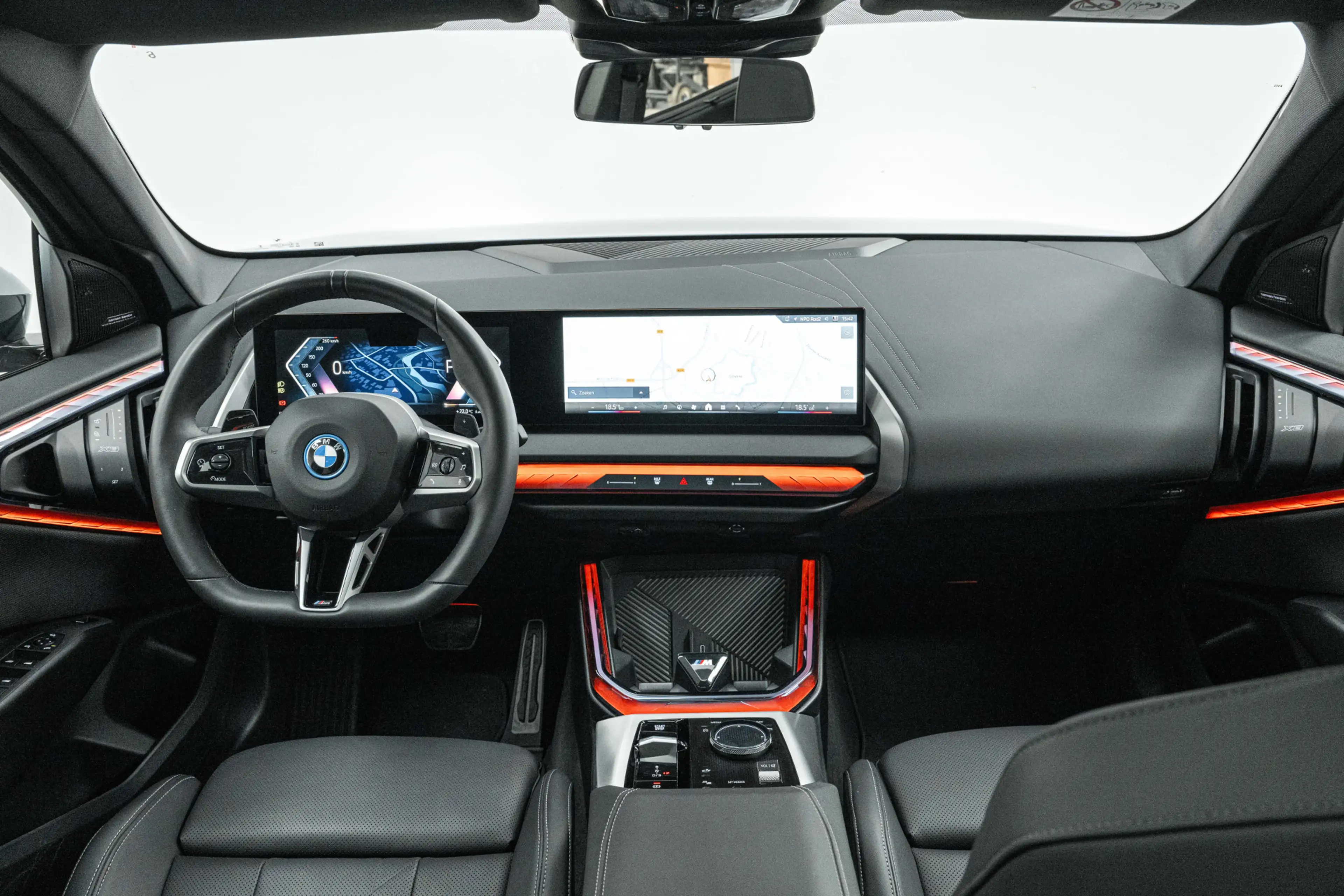 BMW X3 30e xDrive M Sport Automaat / Panoramadak / Trekha — photo 4