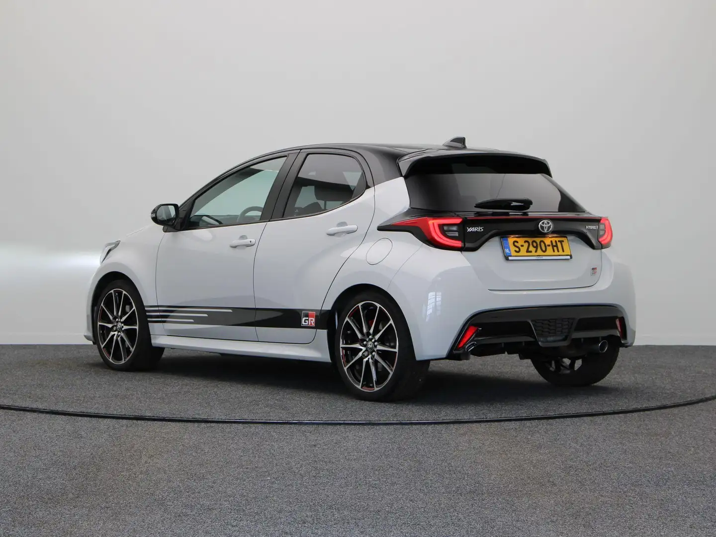 Toyota Yaris 1.5 Hybrid GR Sport | Full Led | Keyless Entry | S Gris - 2