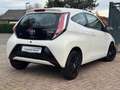 Toyota Aygo 1.0 VVT-i x-play SPECIAL ED AIRCO CAMERA GR.SCHERM Blanco - thumbnail 3