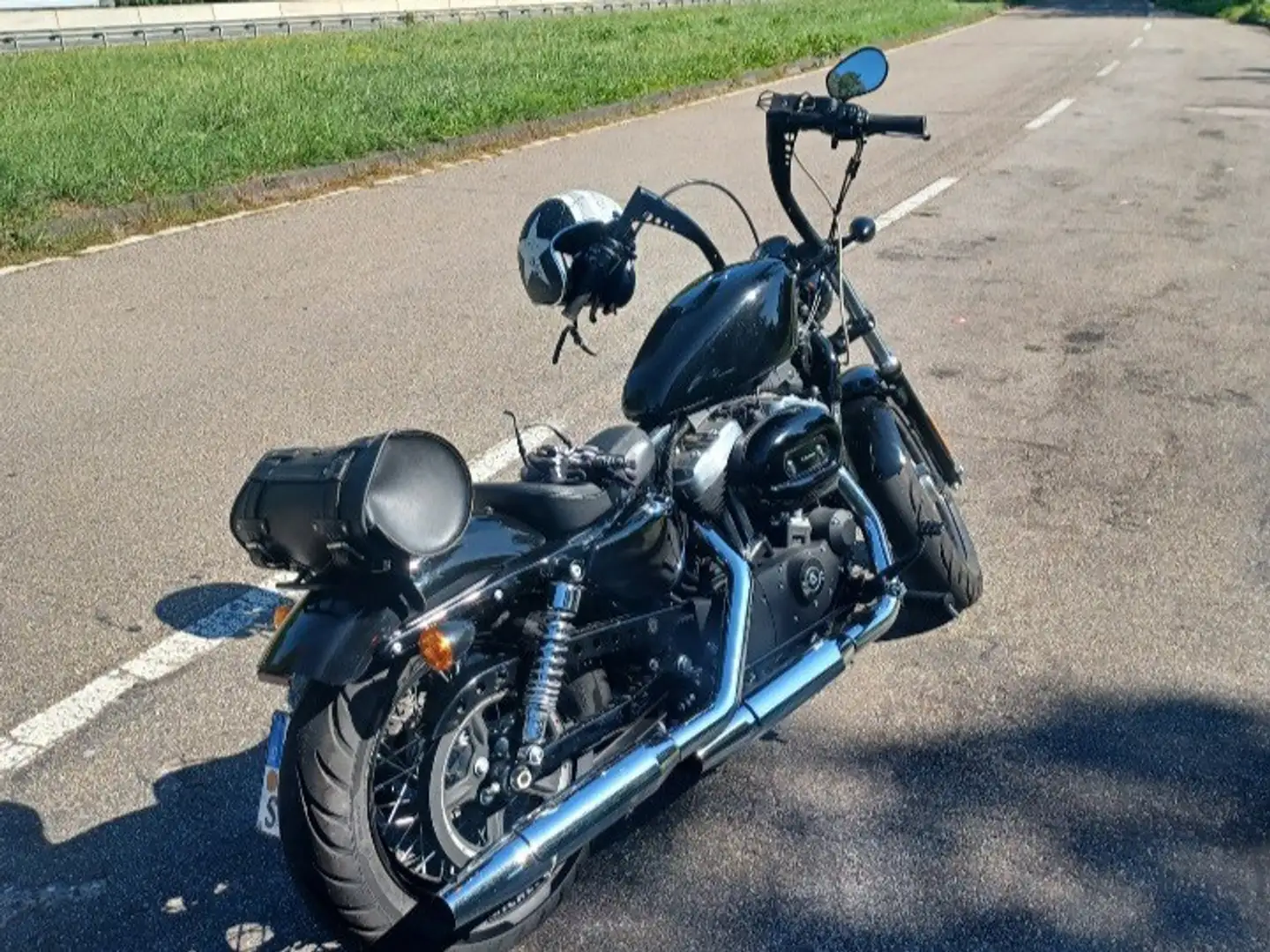Harley-Davidson Sportster Forty Eight crna - 1
