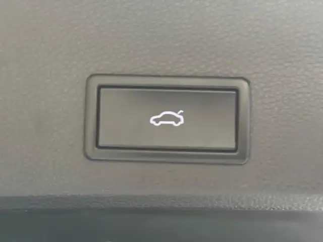 Cupra Ateca view 14