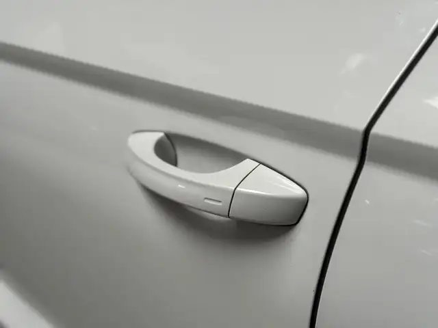 Cupra Ateca view 4