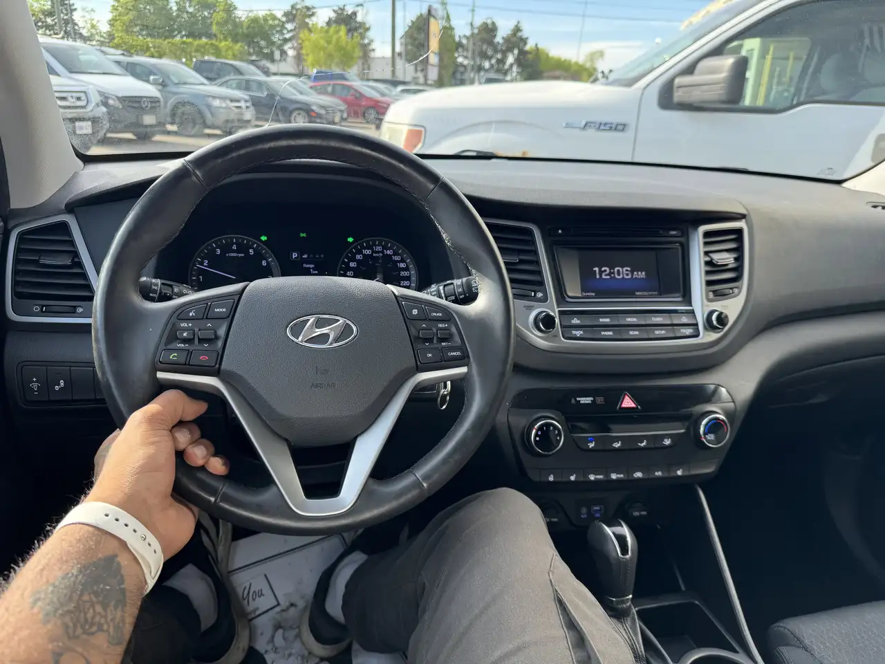 Hyundai TUCSON снимка Hyundai TUCSON