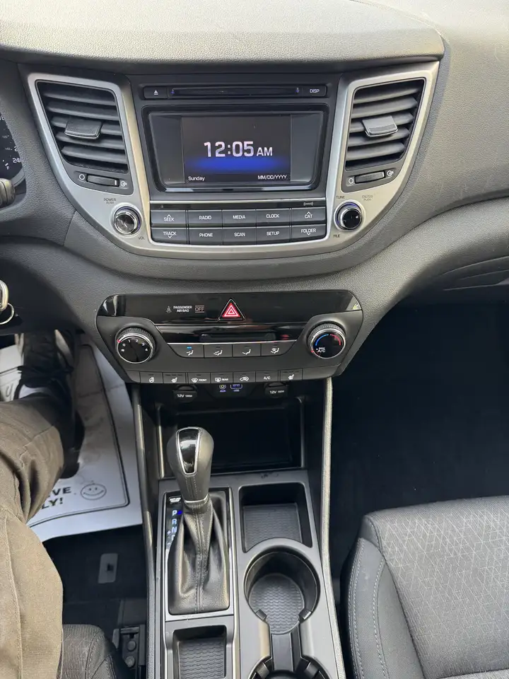 Hyundai TUCSON снимка Hyundai TUCSON