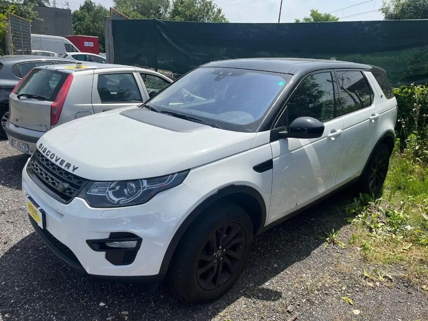 Land Rover Discovery Sport 2.0 TD4 150 CV HSE Luxury Bianco - 2