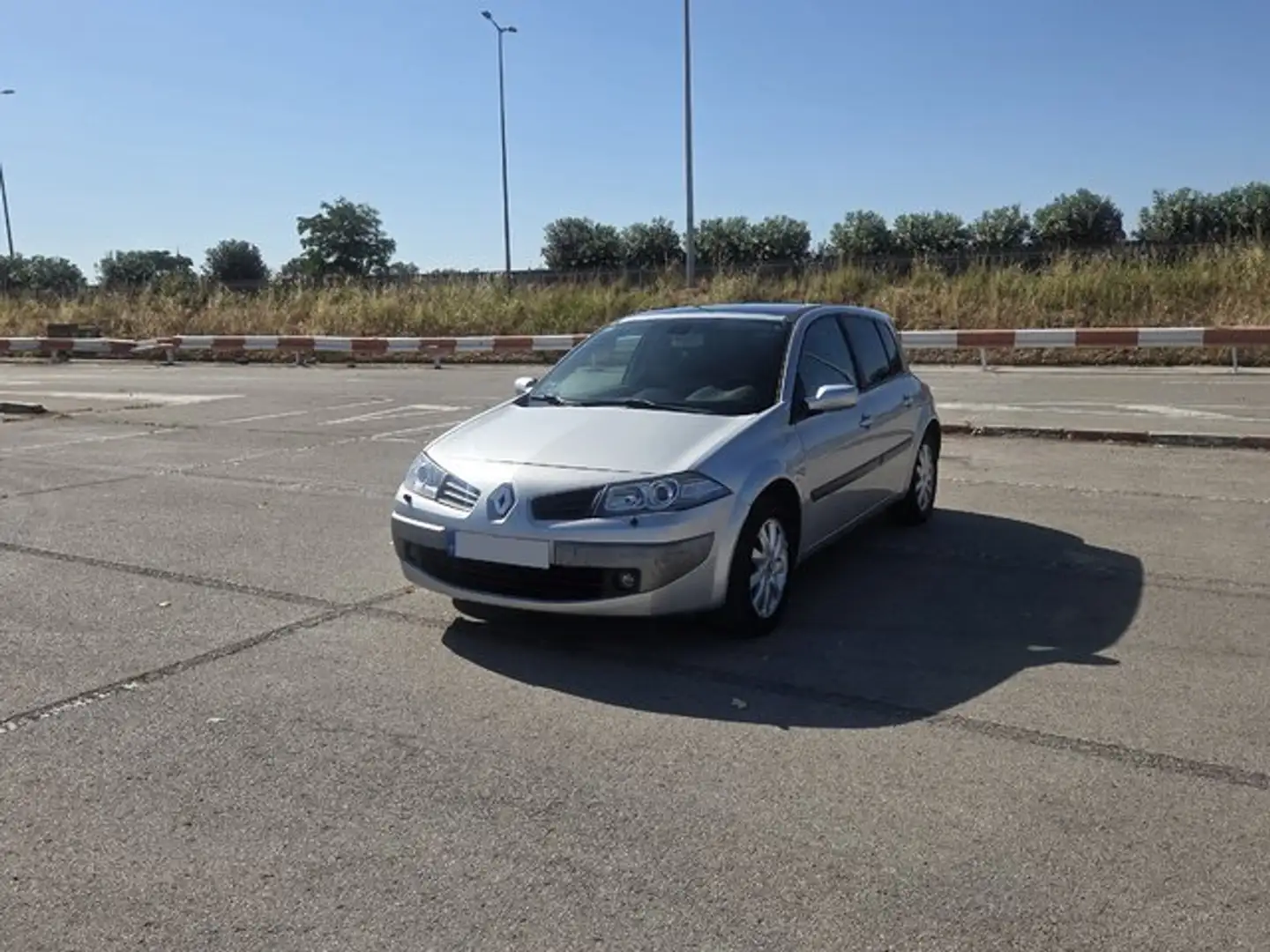 Renault Megane 1.6 Extreme Gris - 2